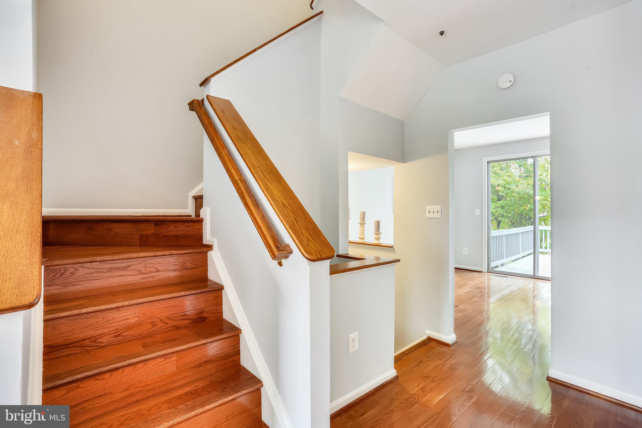 RIDGEFIELD - Residential