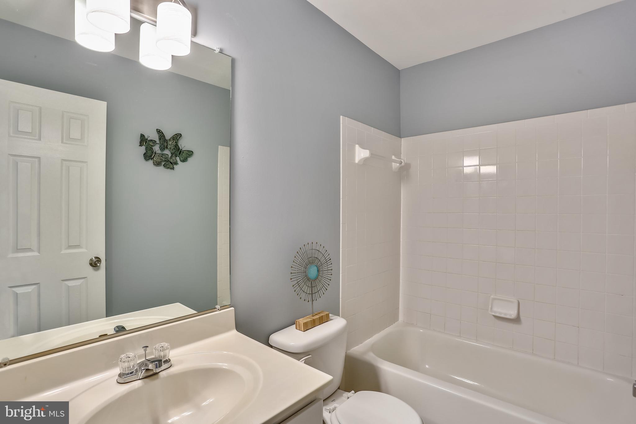 RIDGEFIELD - Residential