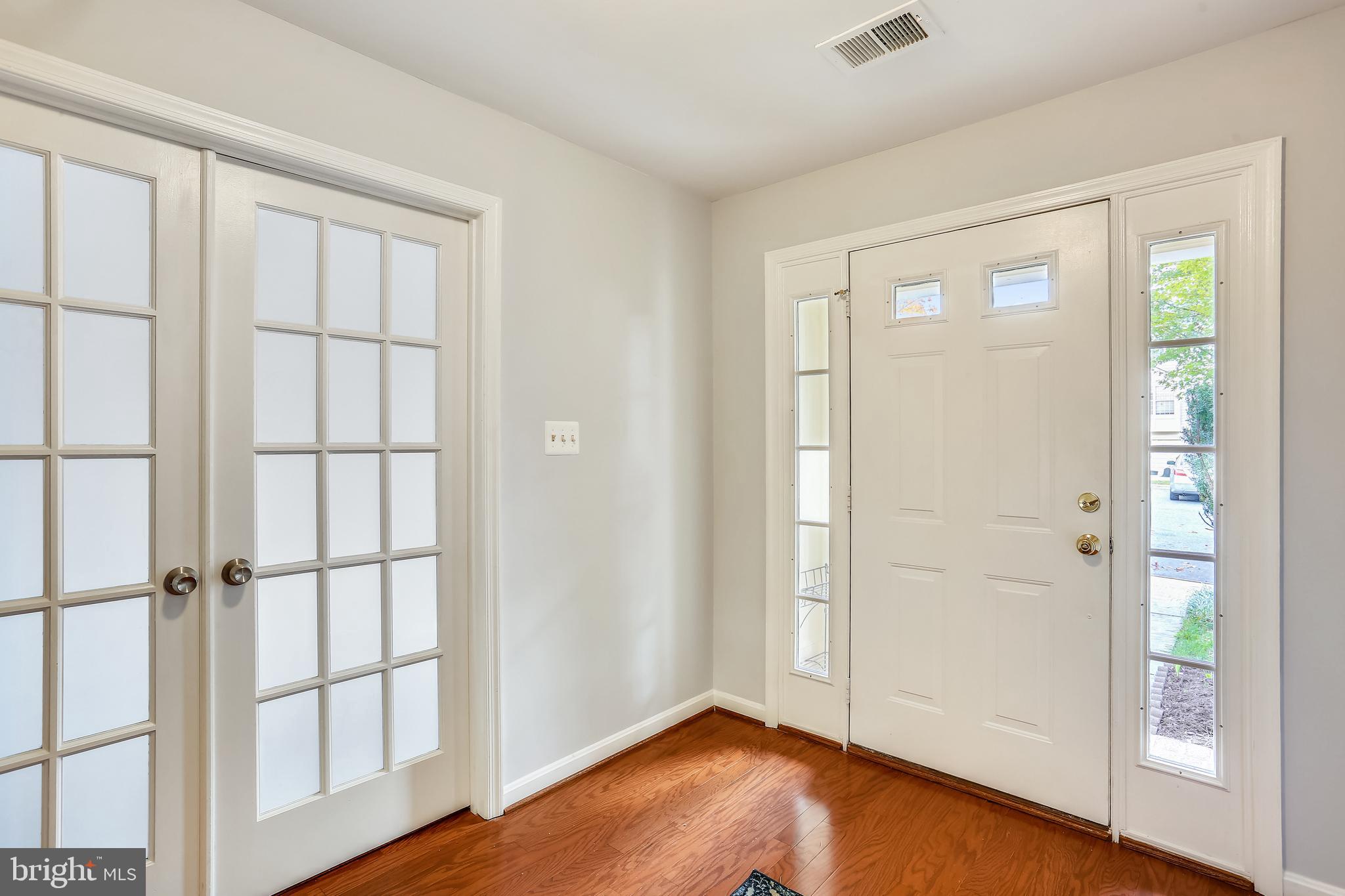 RIDGEFIELD - Residential