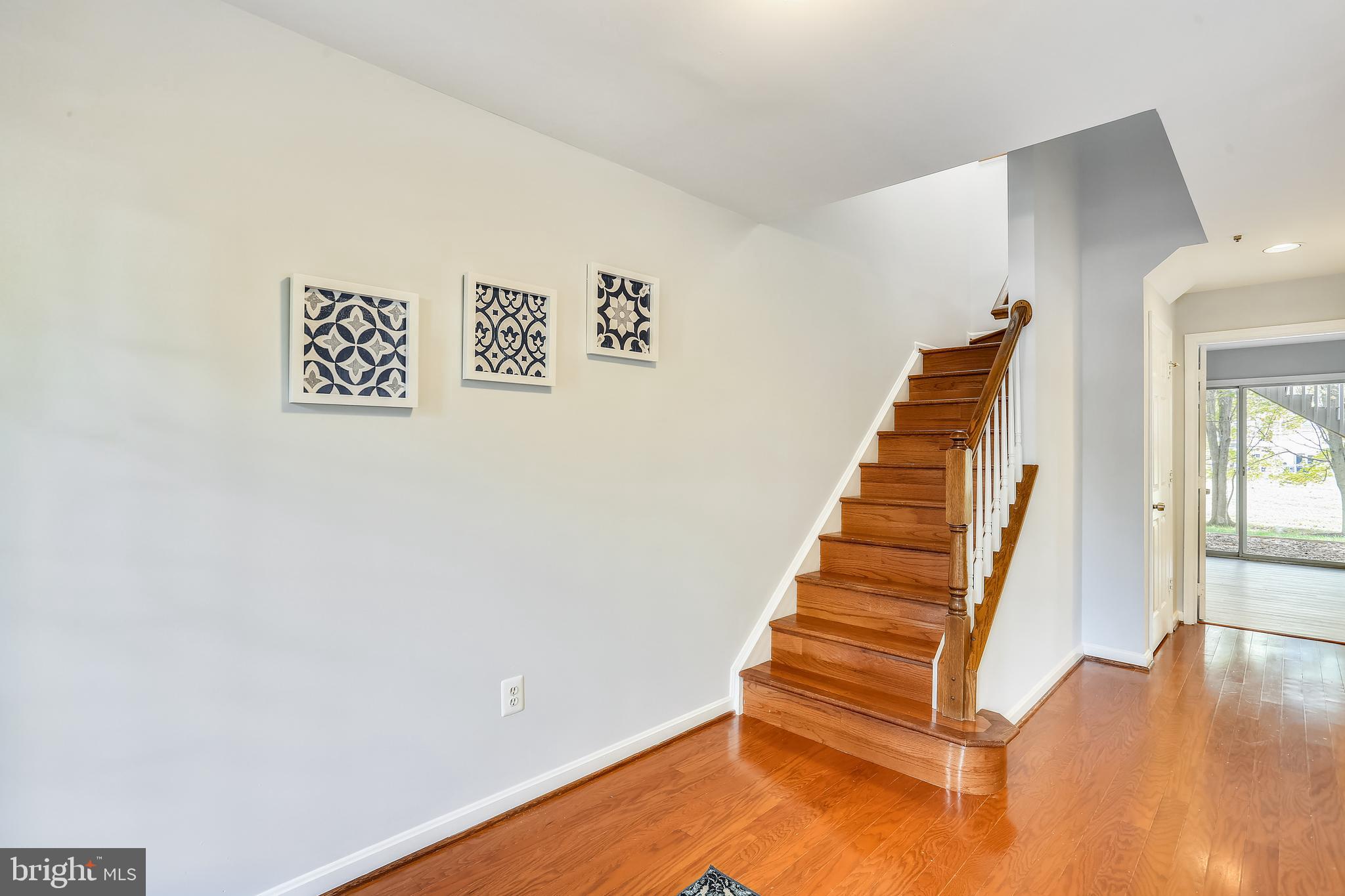 RIDGEFIELD - Residential