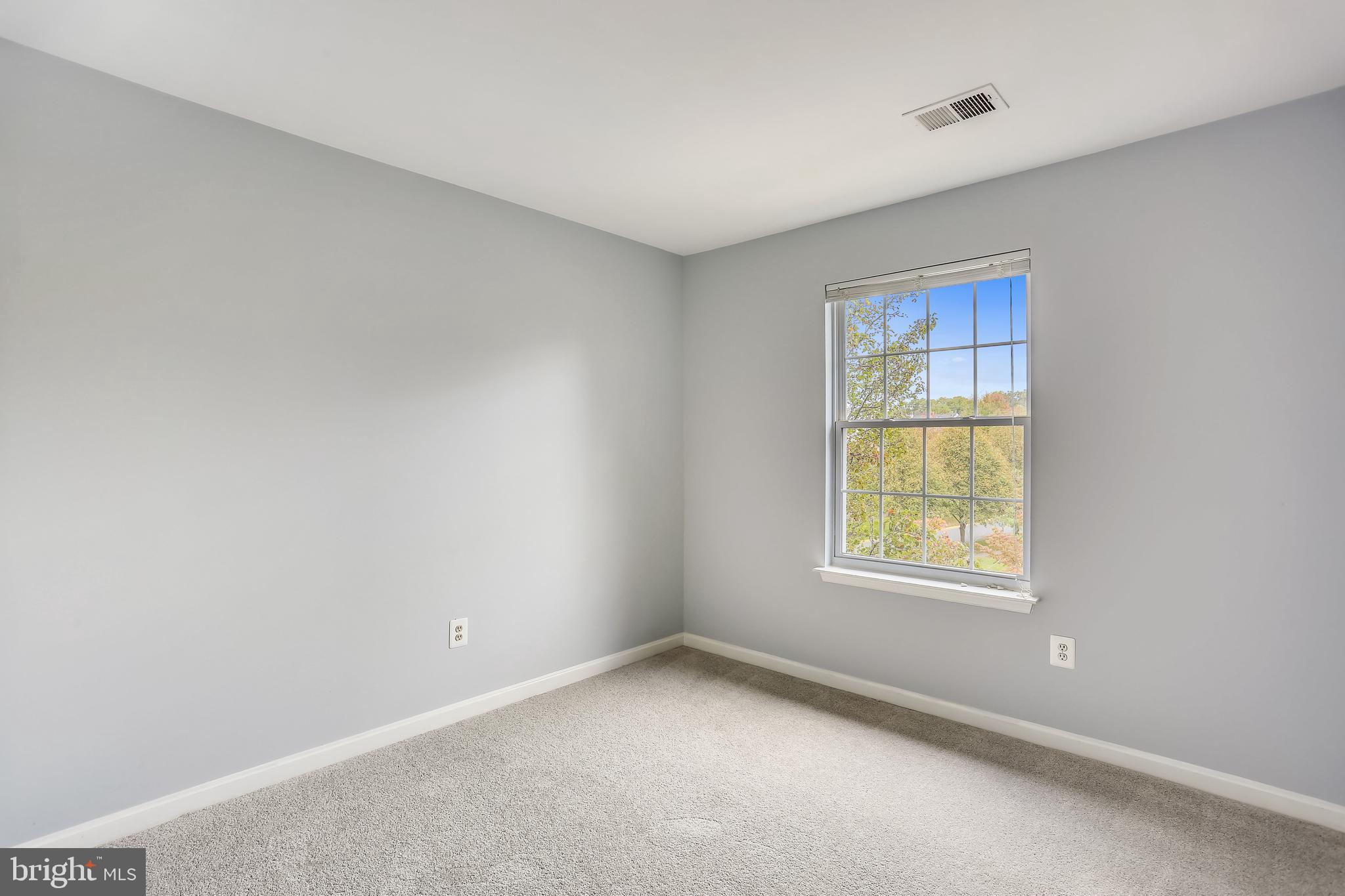 RIDGEFIELD - Residential