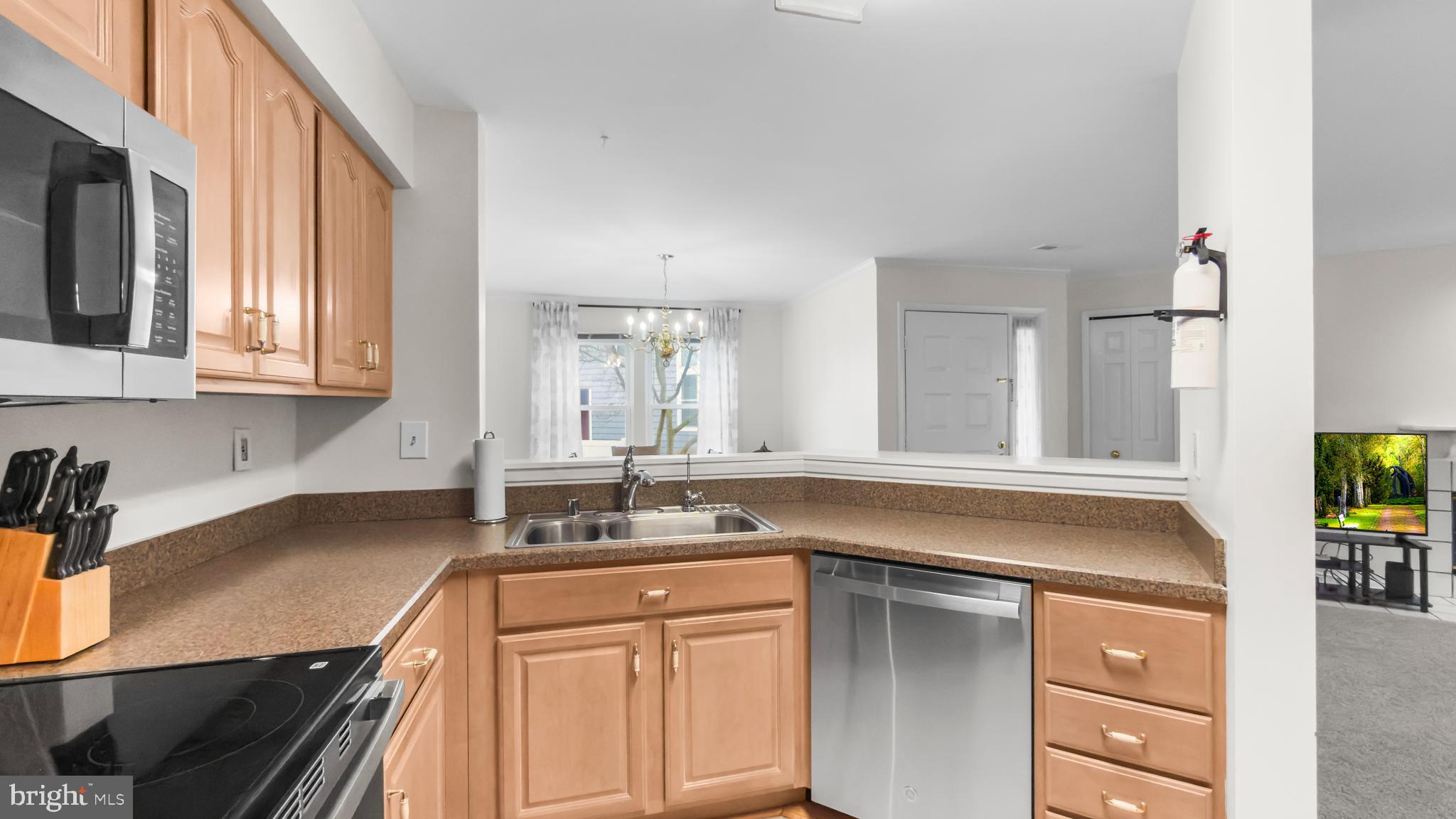 WOODLAND VILLAGE - Residential