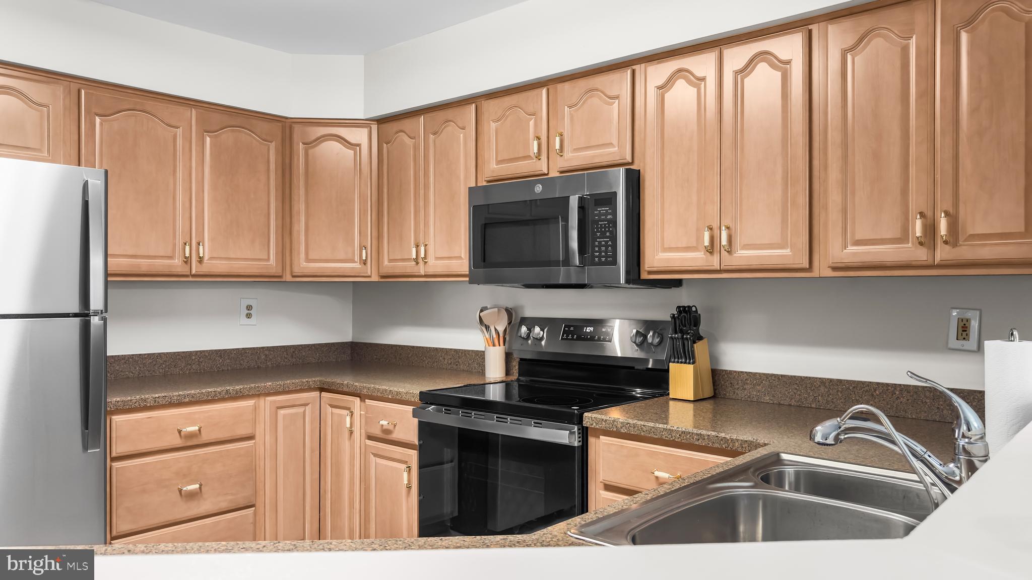 WOODLAND VILLAGE - Residential