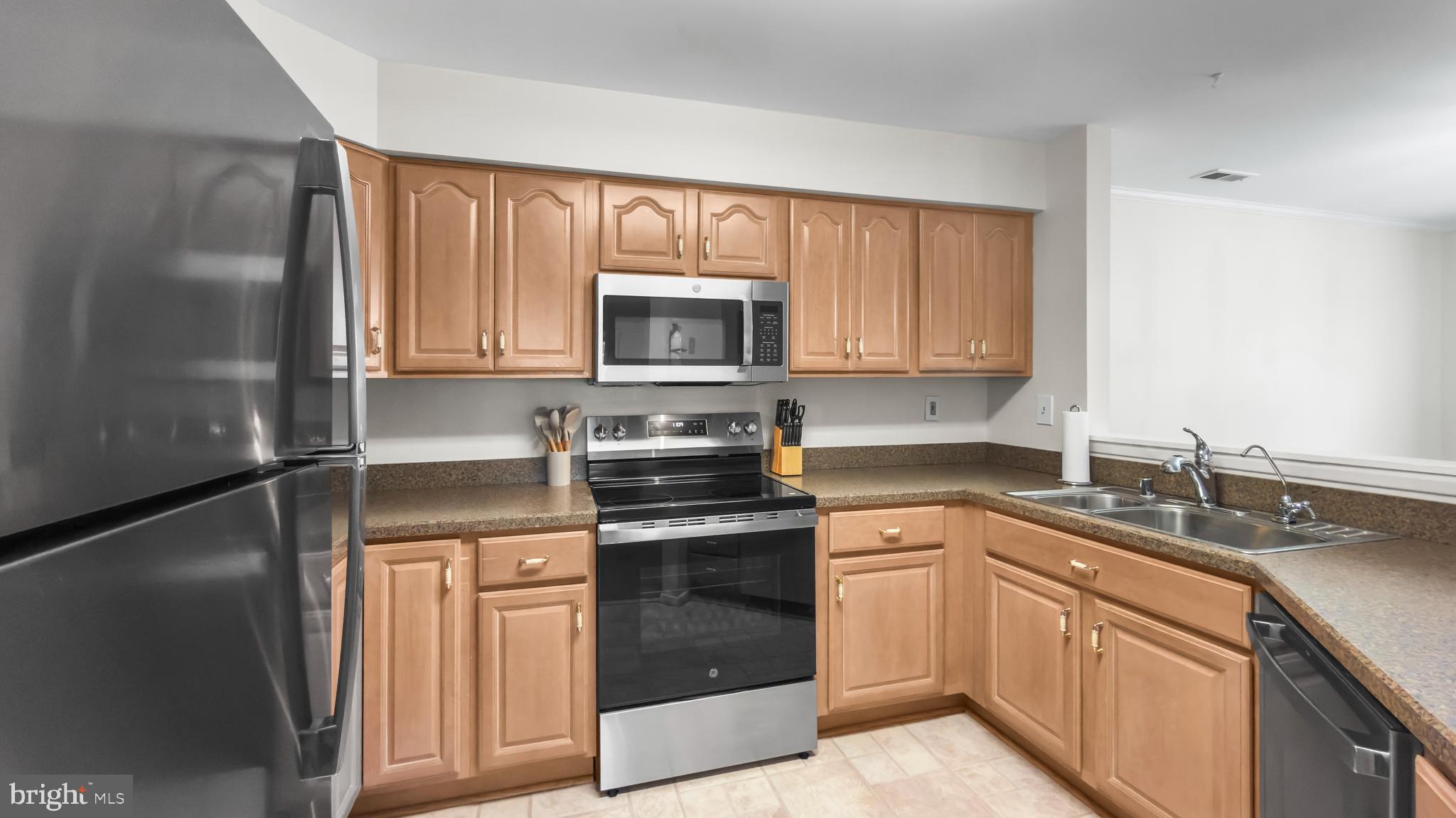 WOODLAND VILLAGE - Residential