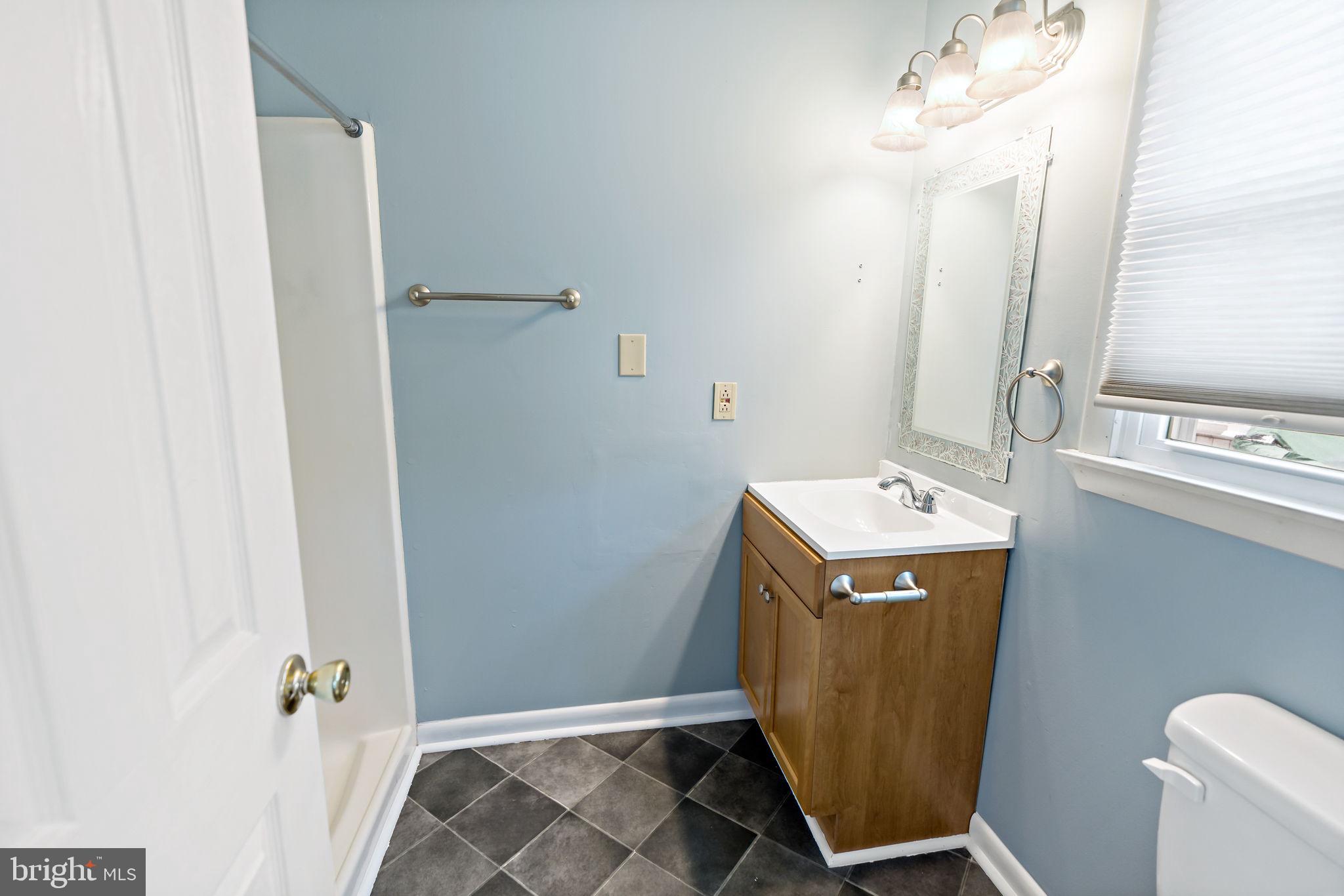 SKY-LIN PARK - Residential