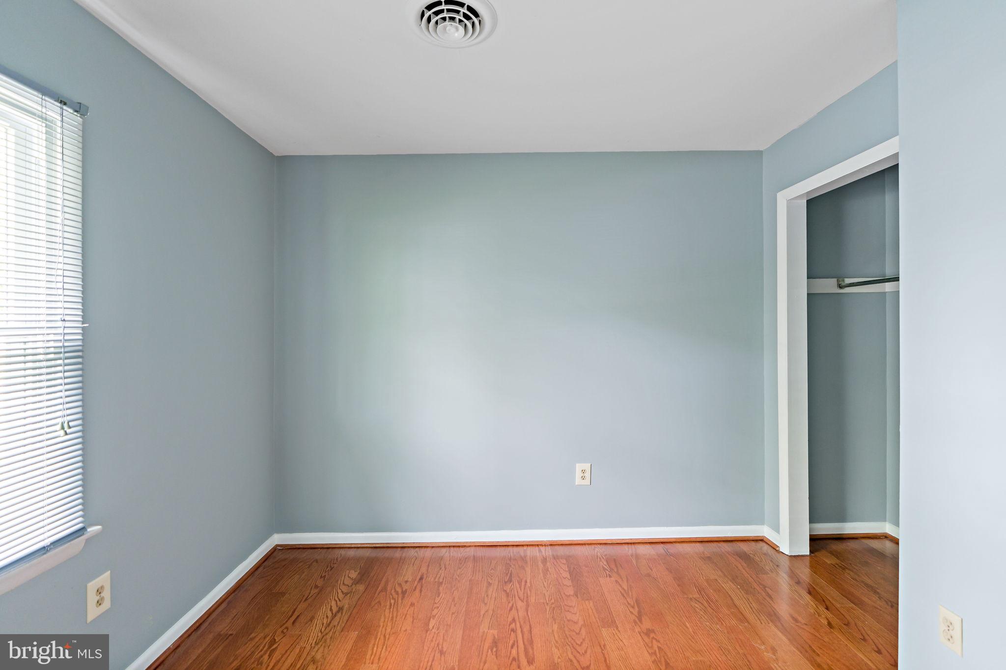 SKY-LIN PARK - Residential