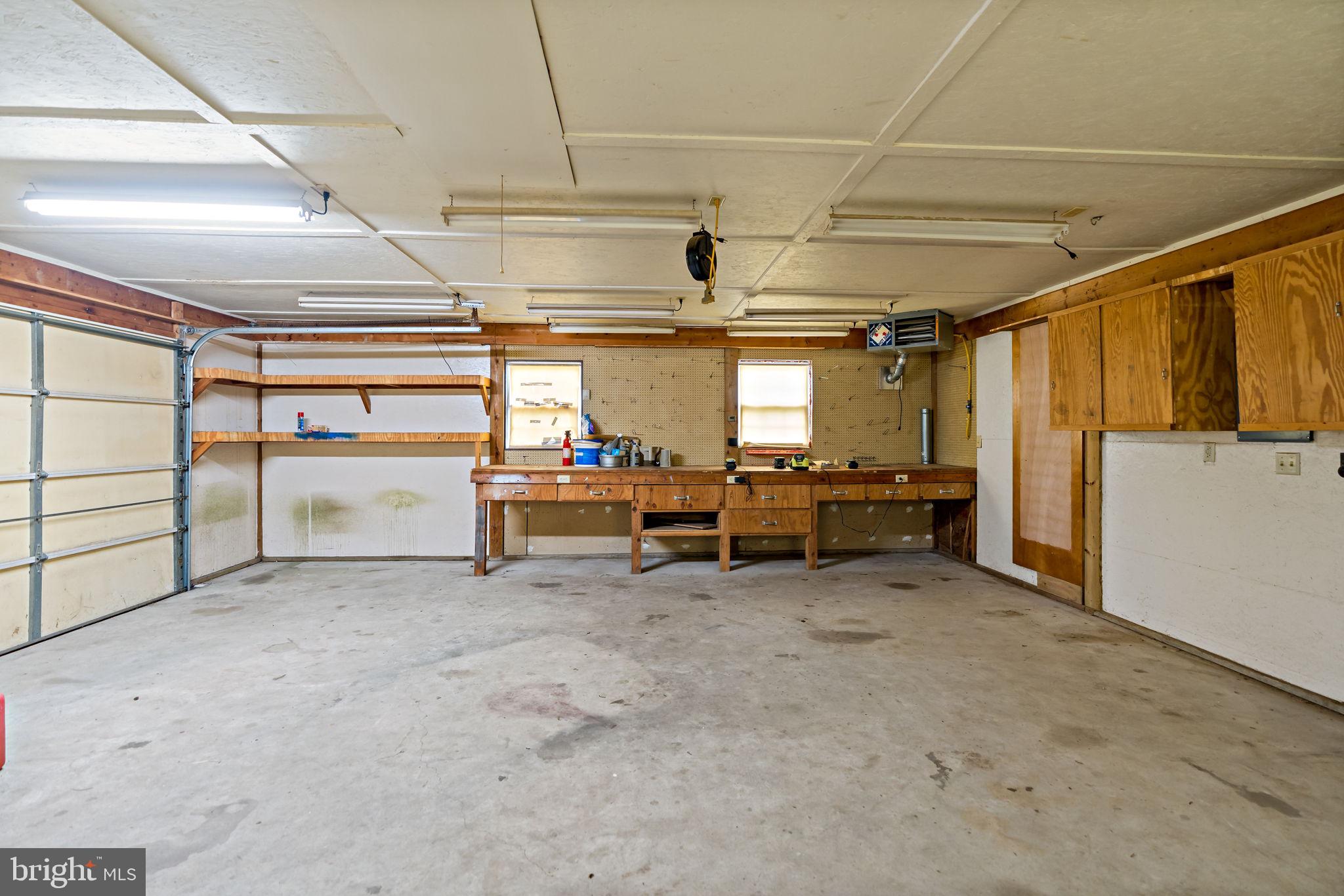 SKY-LIN PARK - Residential