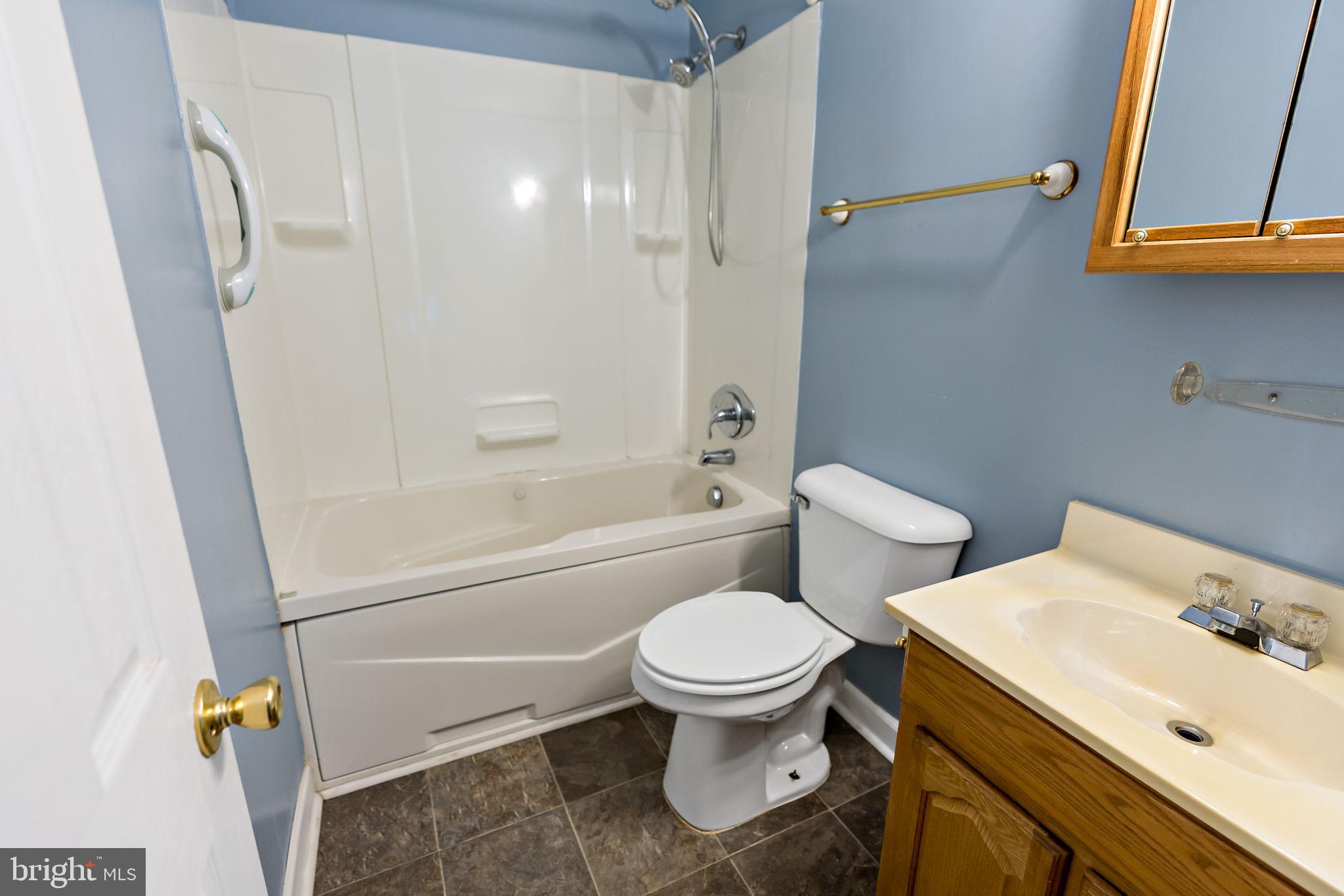 SKY-LIN PARK - Residential