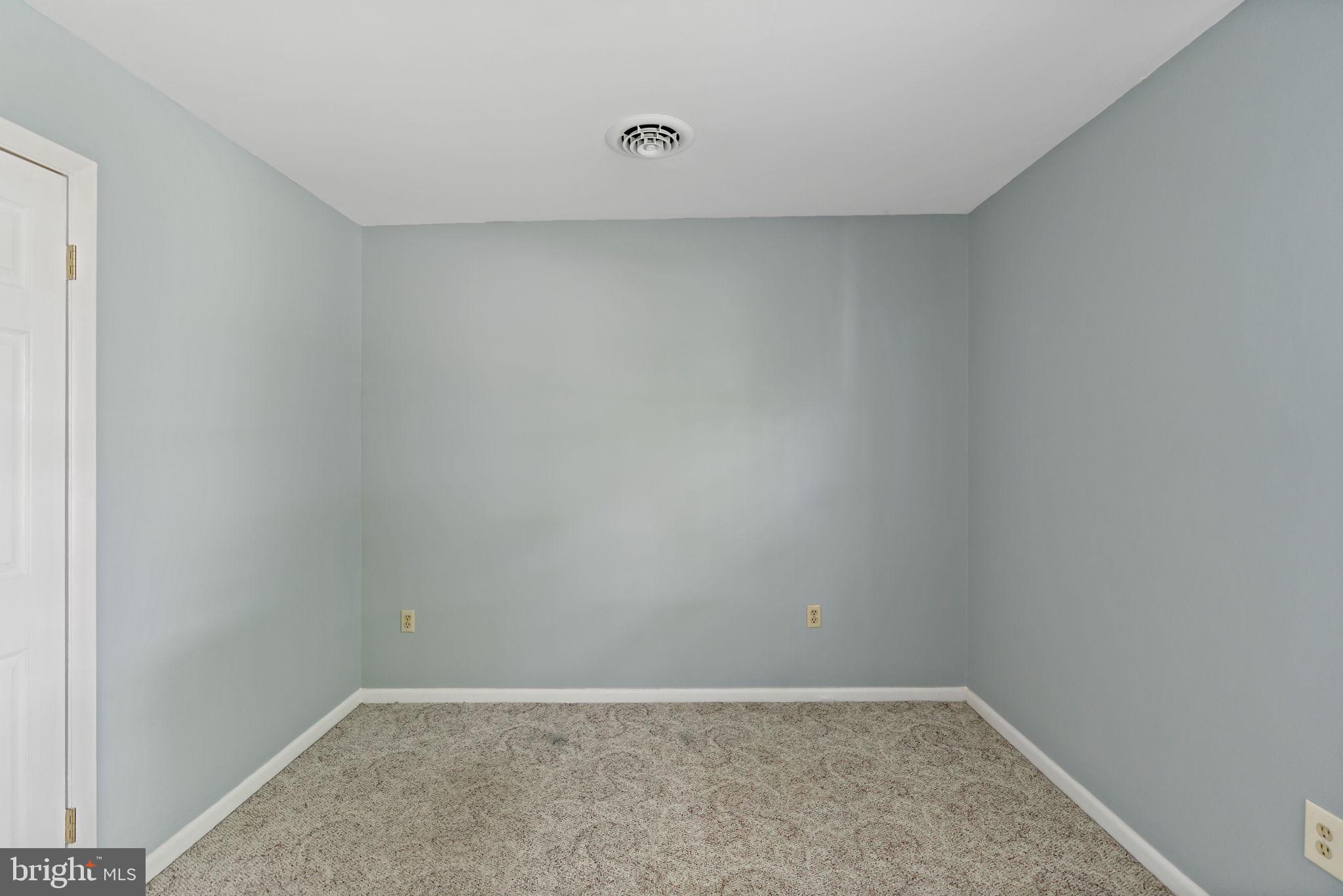 SKY-LIN PARK - Residential