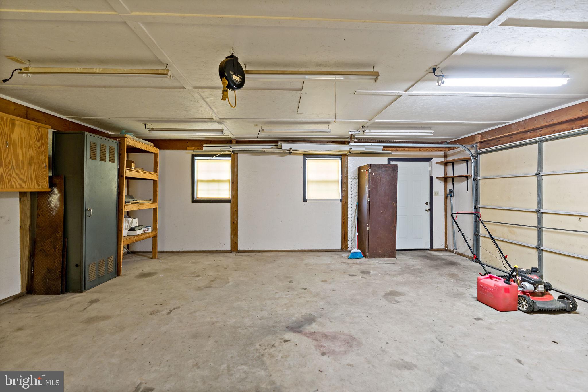 SKY-LIN PARK - Residential