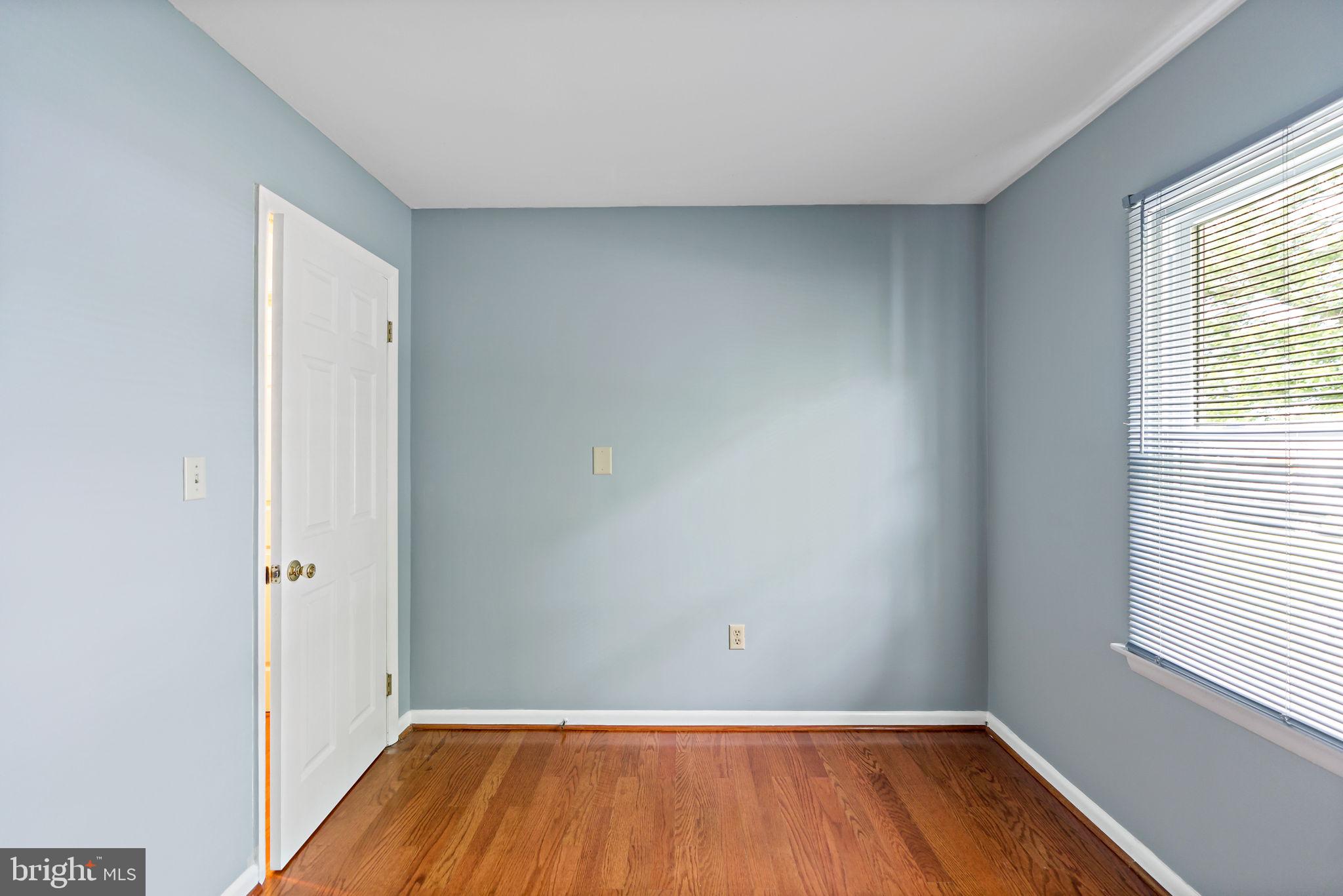 SKY-LIN PARK - Residential