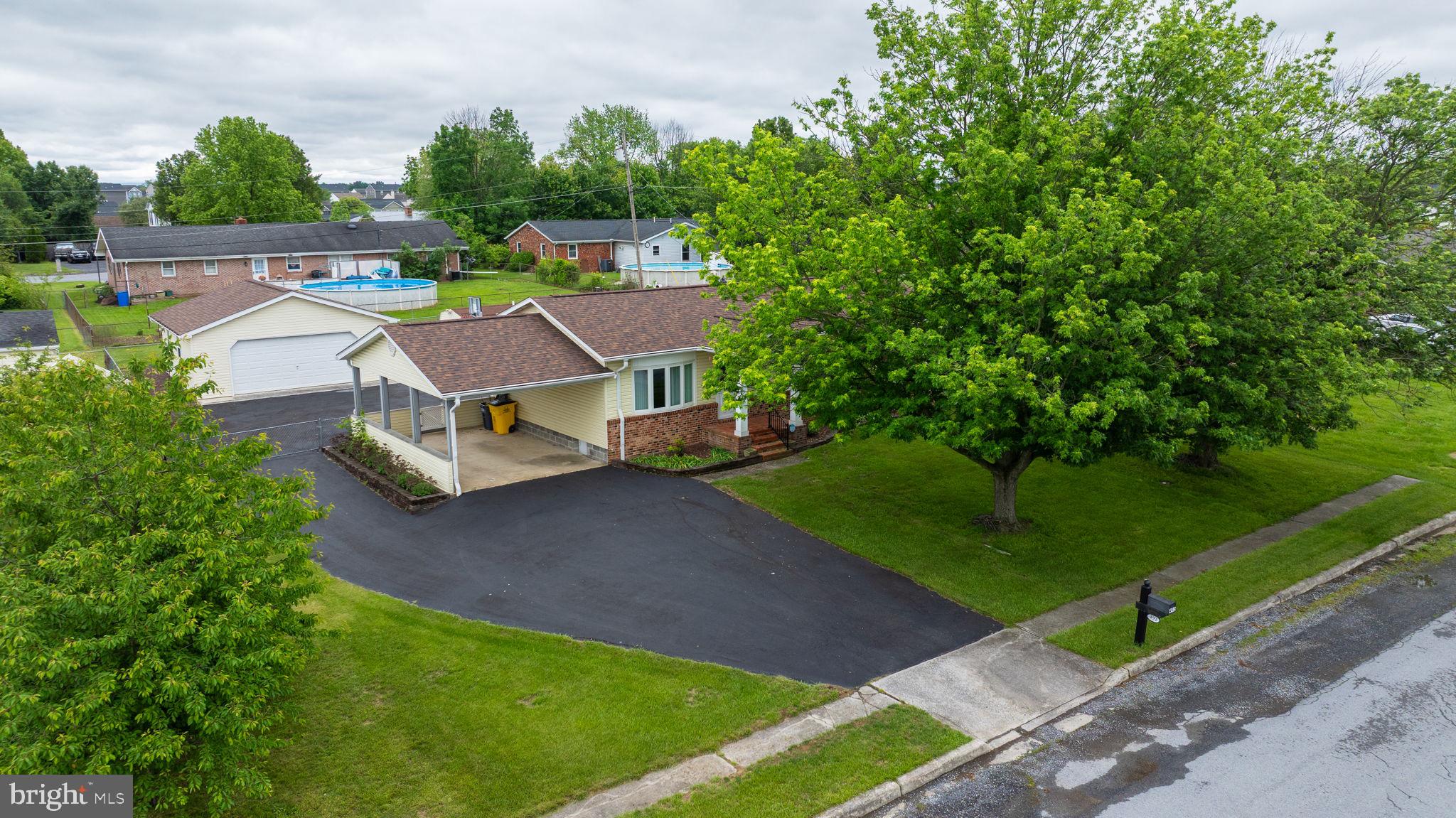 SKY-LIN PARK - Residential