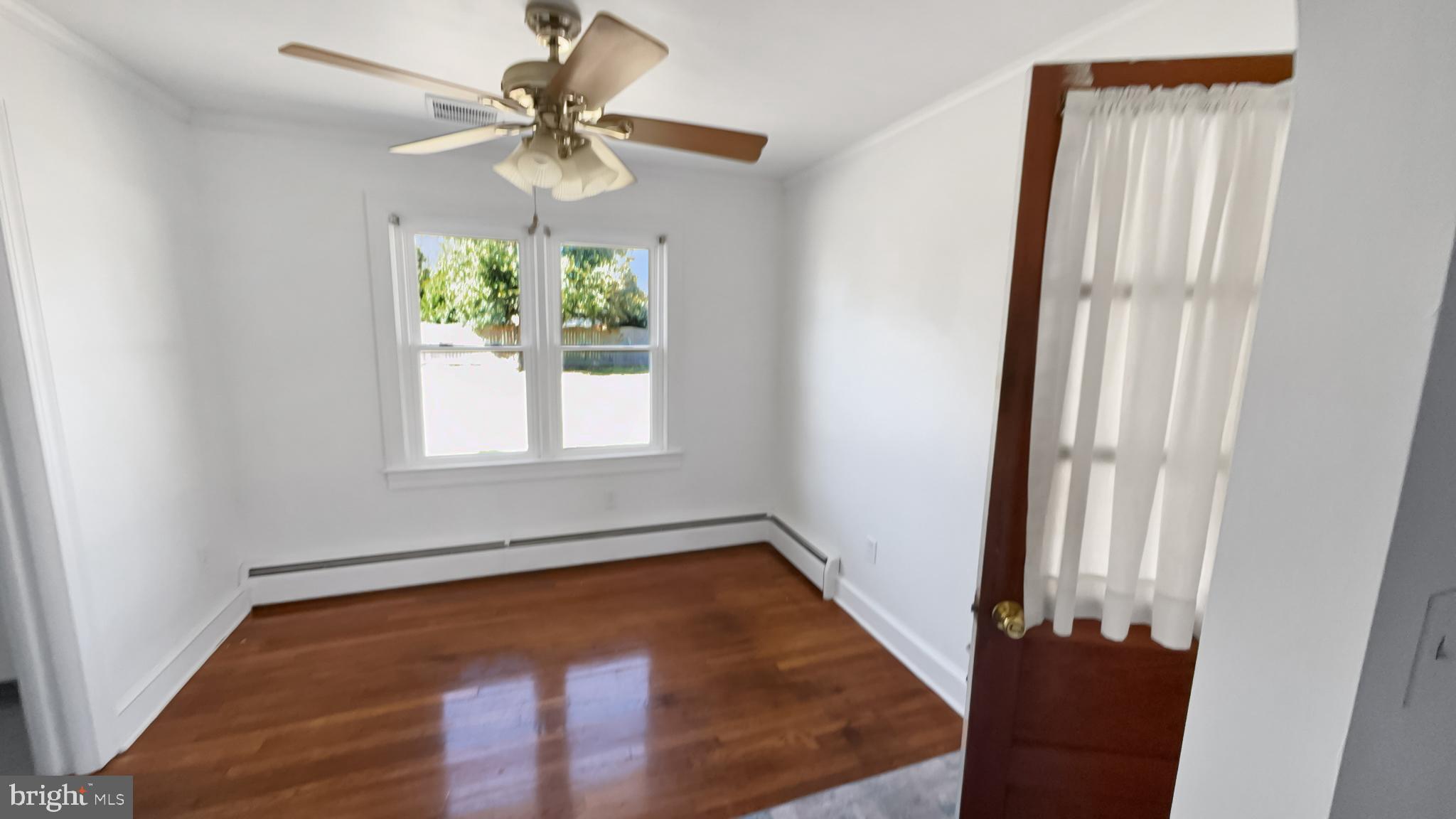 ALGONQUIN - Residential