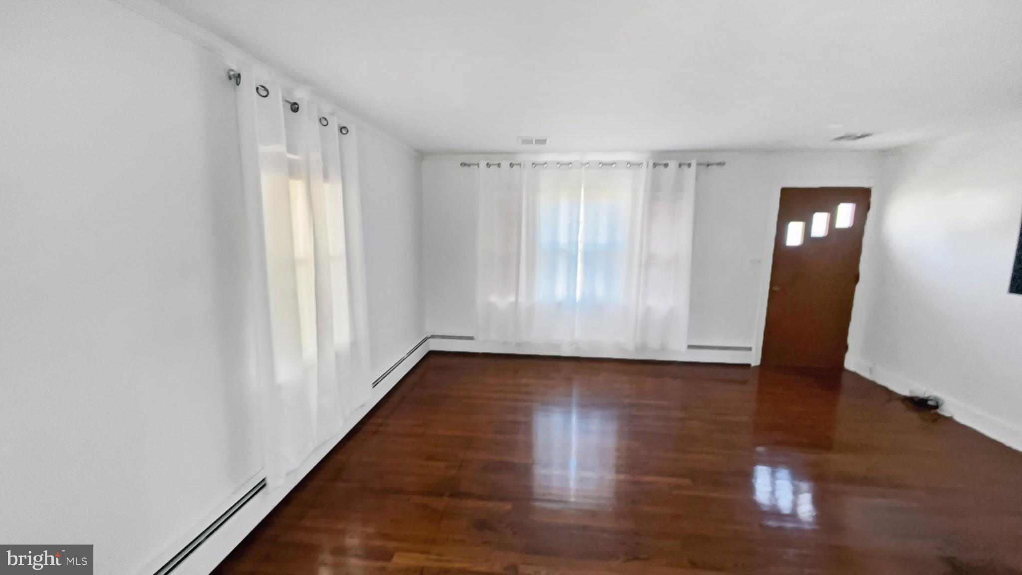 ALGONQUIN - Residential