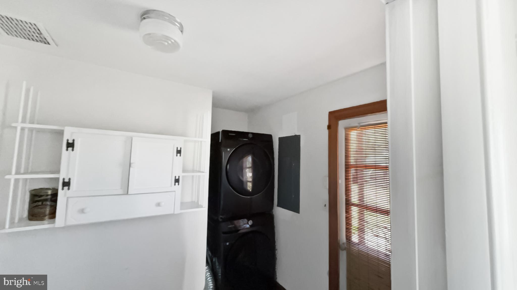 ALGONQUIN - Residential