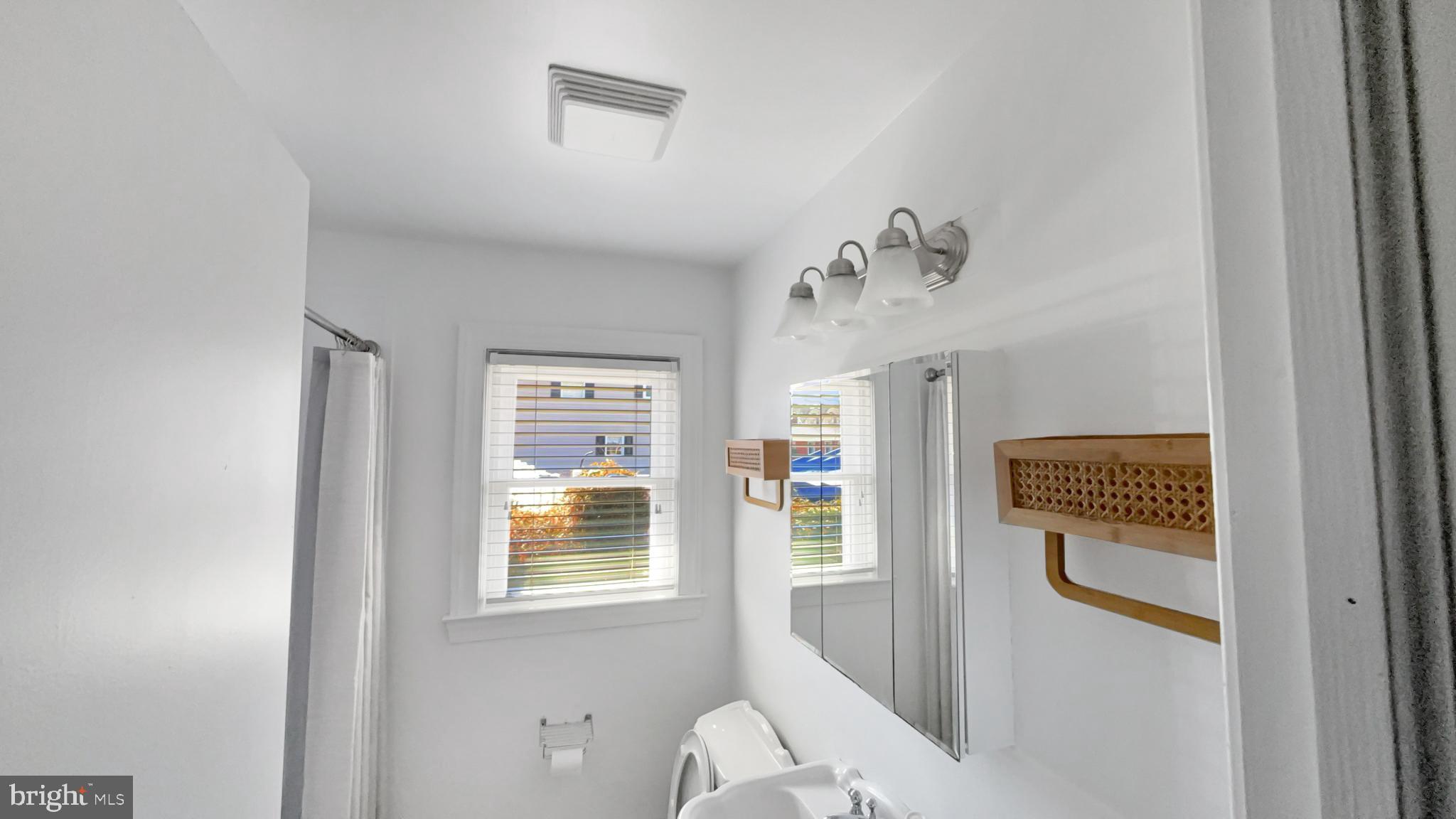 ALGONQUIN - Residential