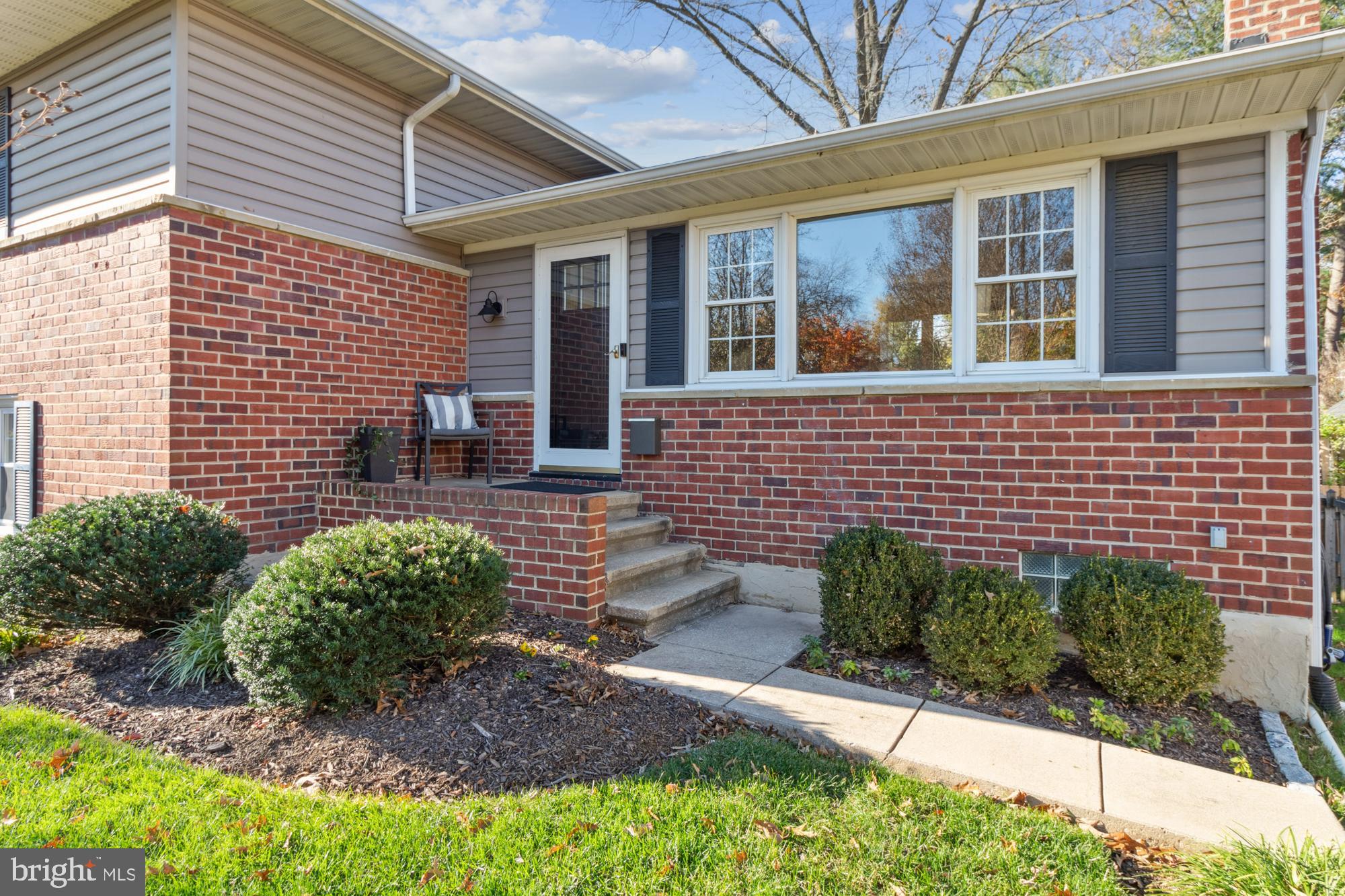 CAMPUS HILLS - Residential