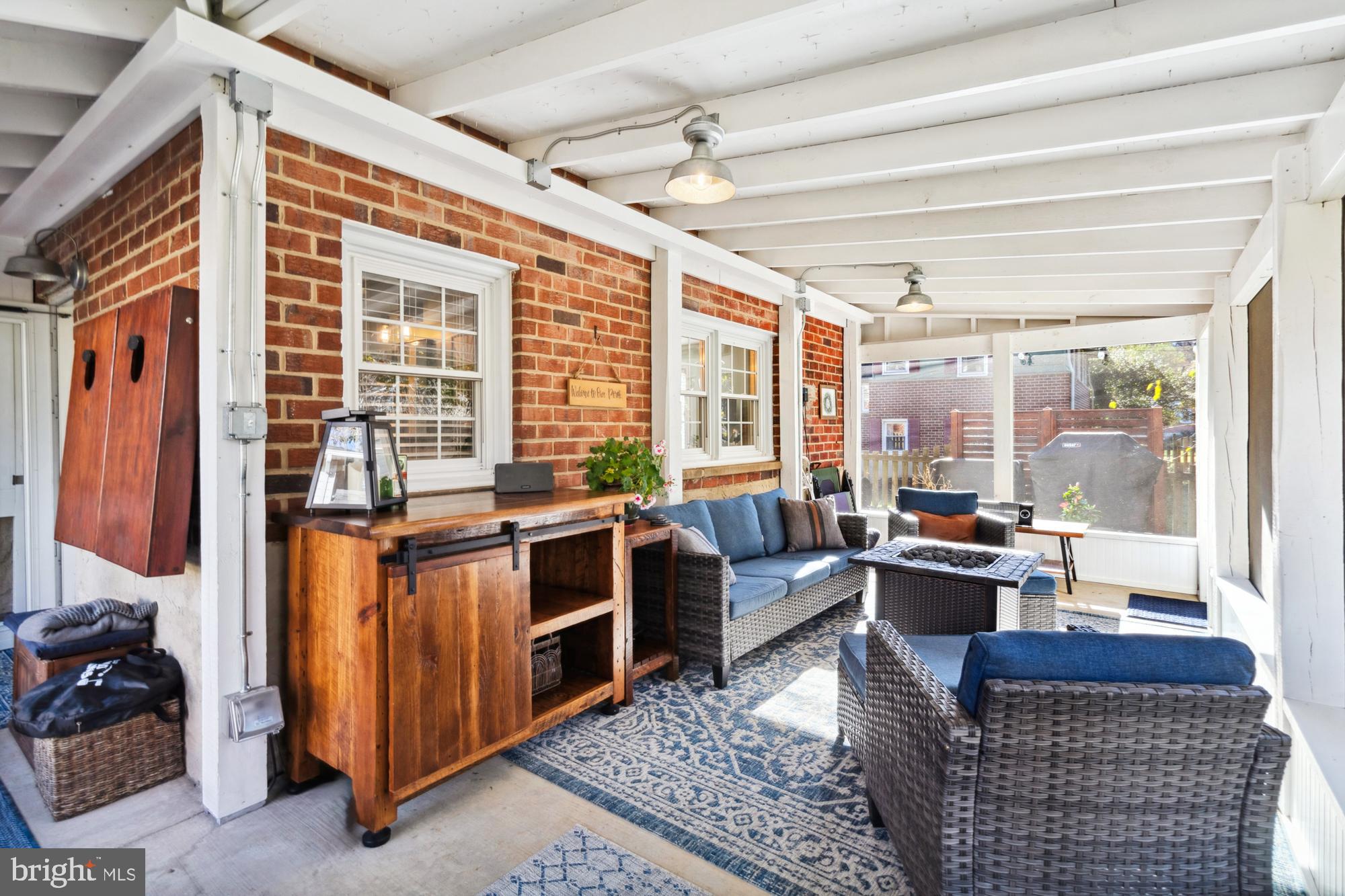 CAMPUS HILLS - Residential