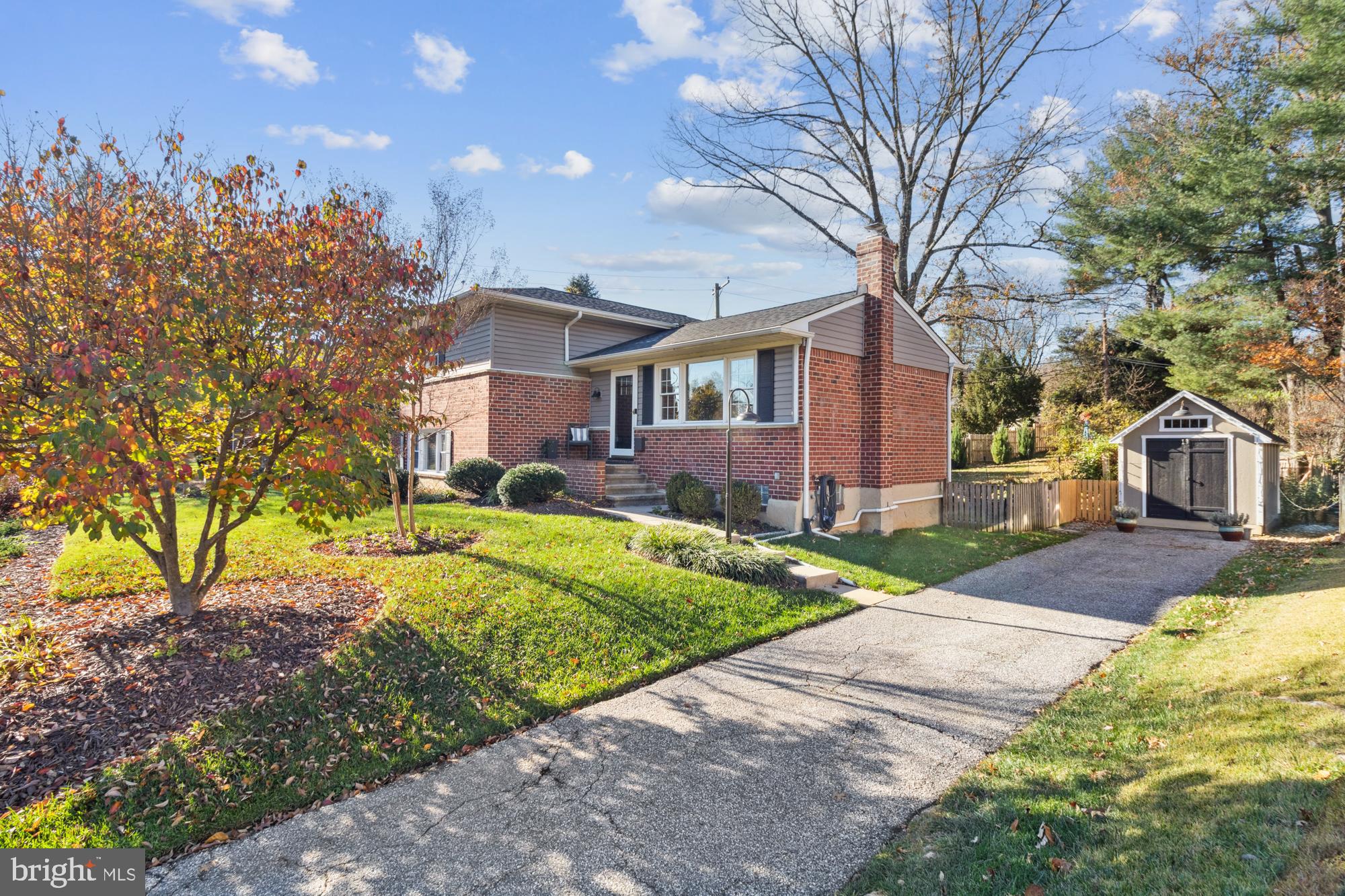 CAMPUS HILLS - Residential