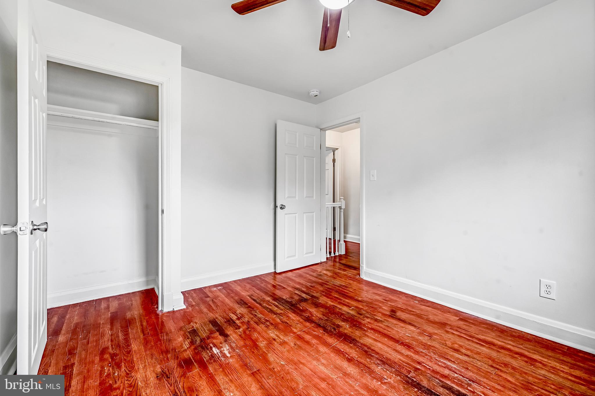 HILLENDALE - Residential Lease