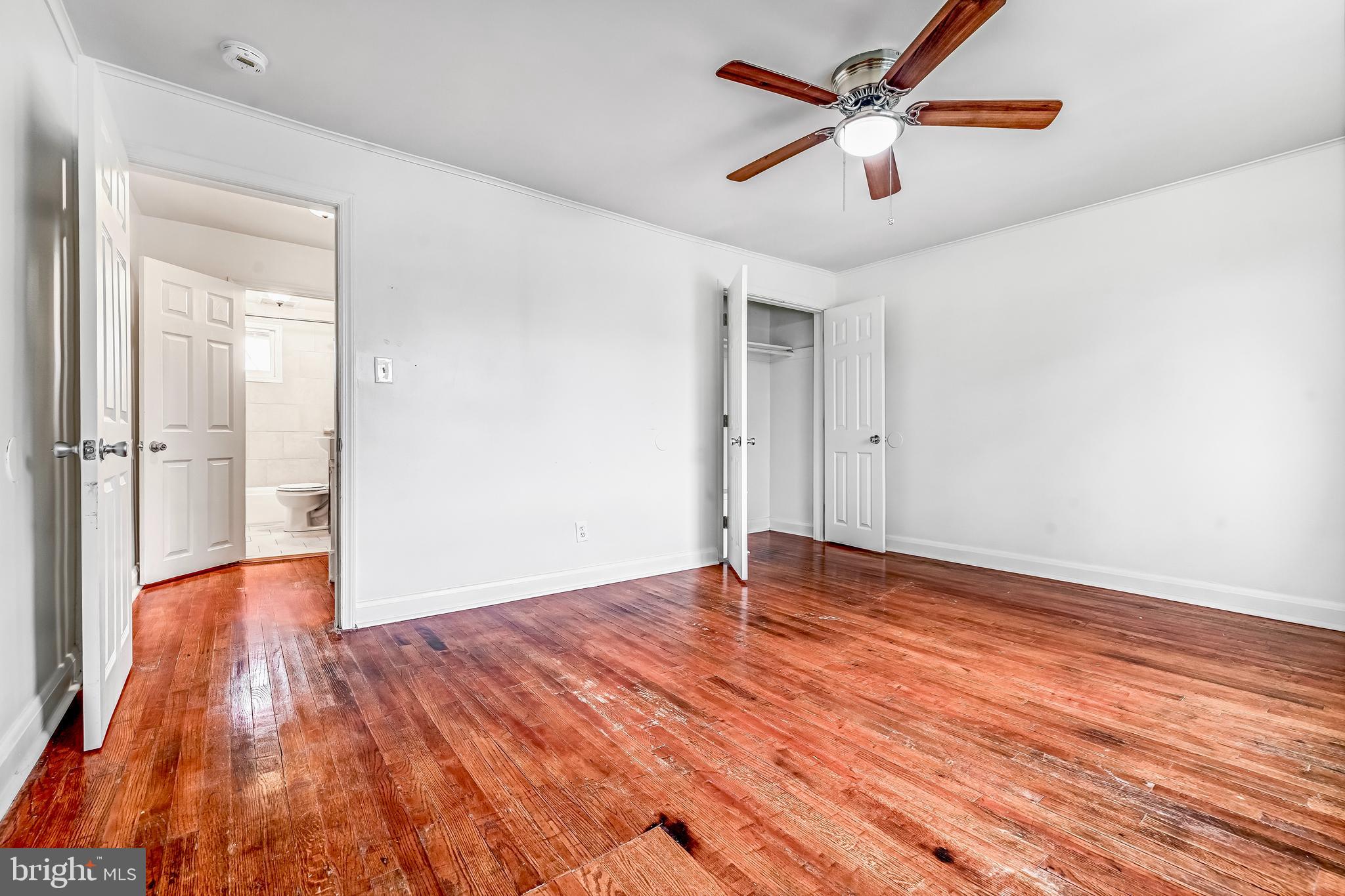 HILLENDALE - Residential Lease