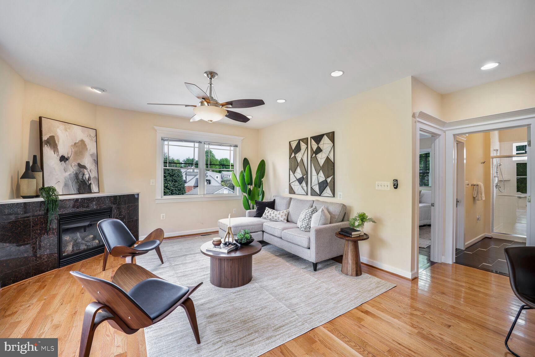 ALCOVA HEIGHTS - Residential