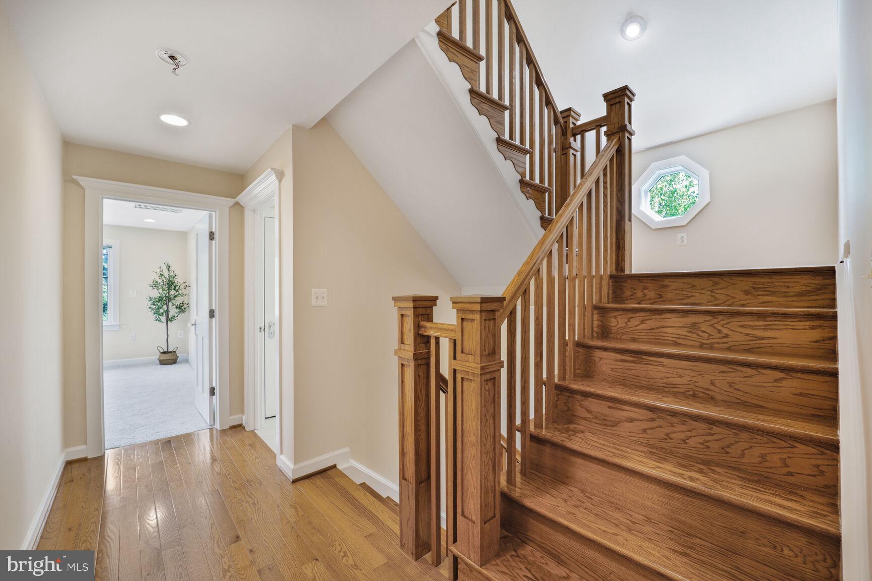 ALCOVA HEIGHTS - Residential