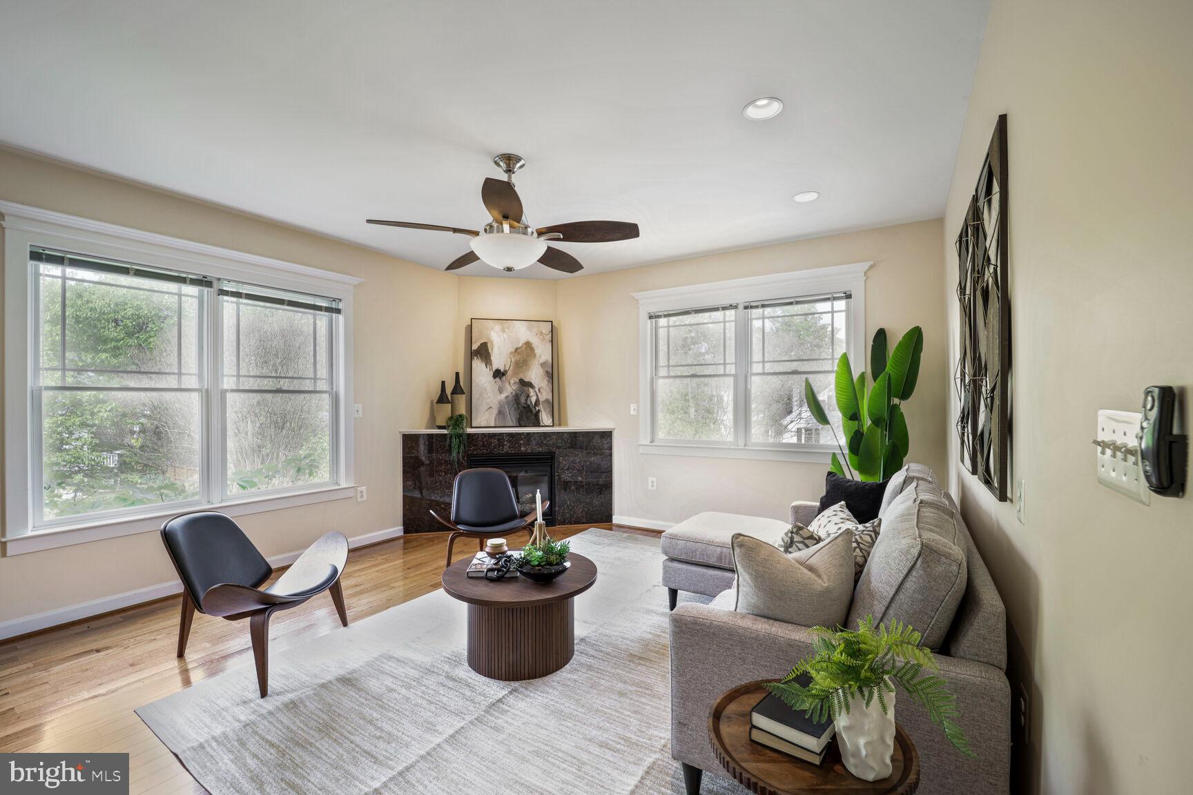 ALCOVA HEIGHTS - Residential