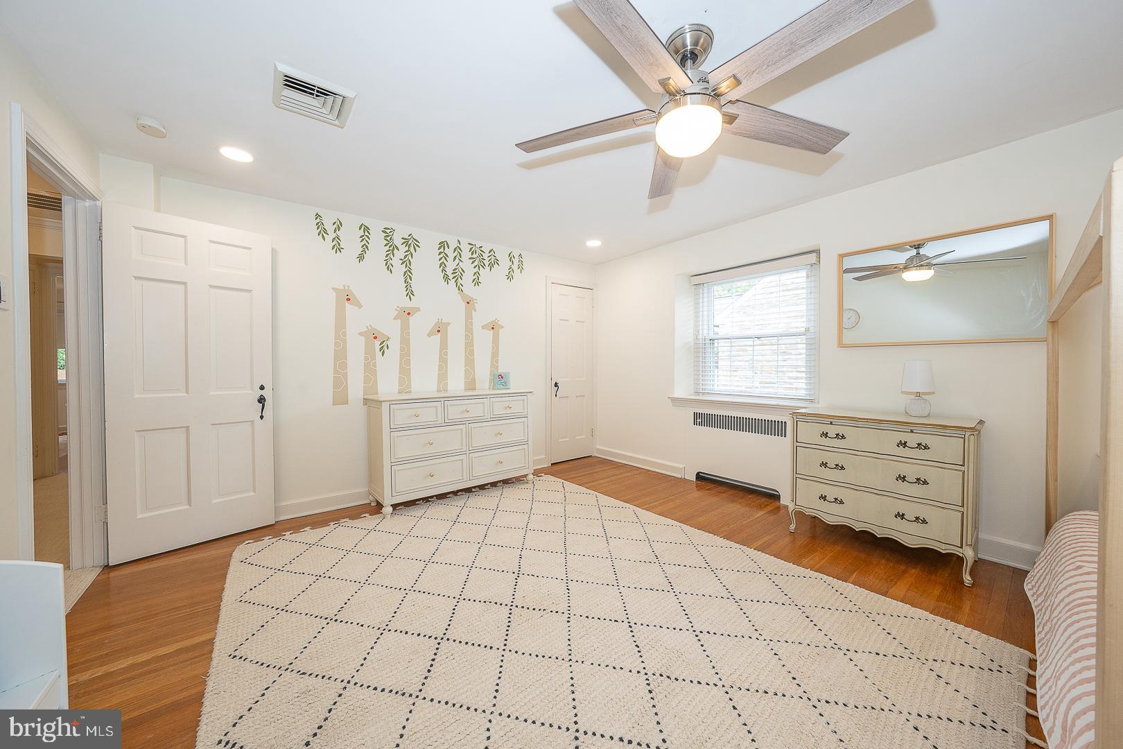 WYNNEWOOD - Residential