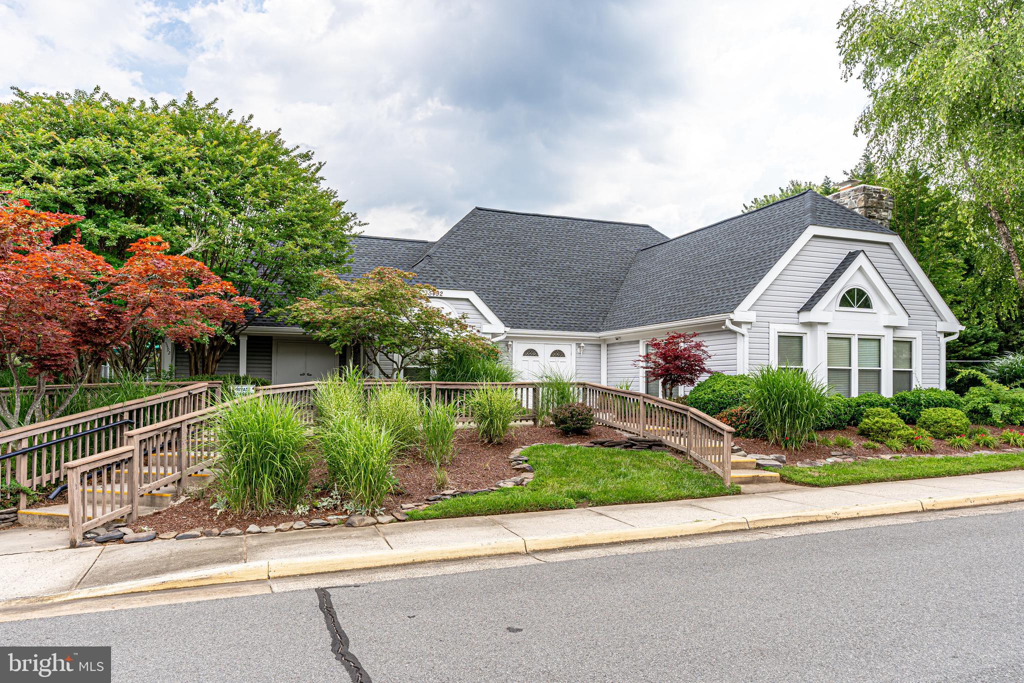 HAMPTON FOREST - Residential