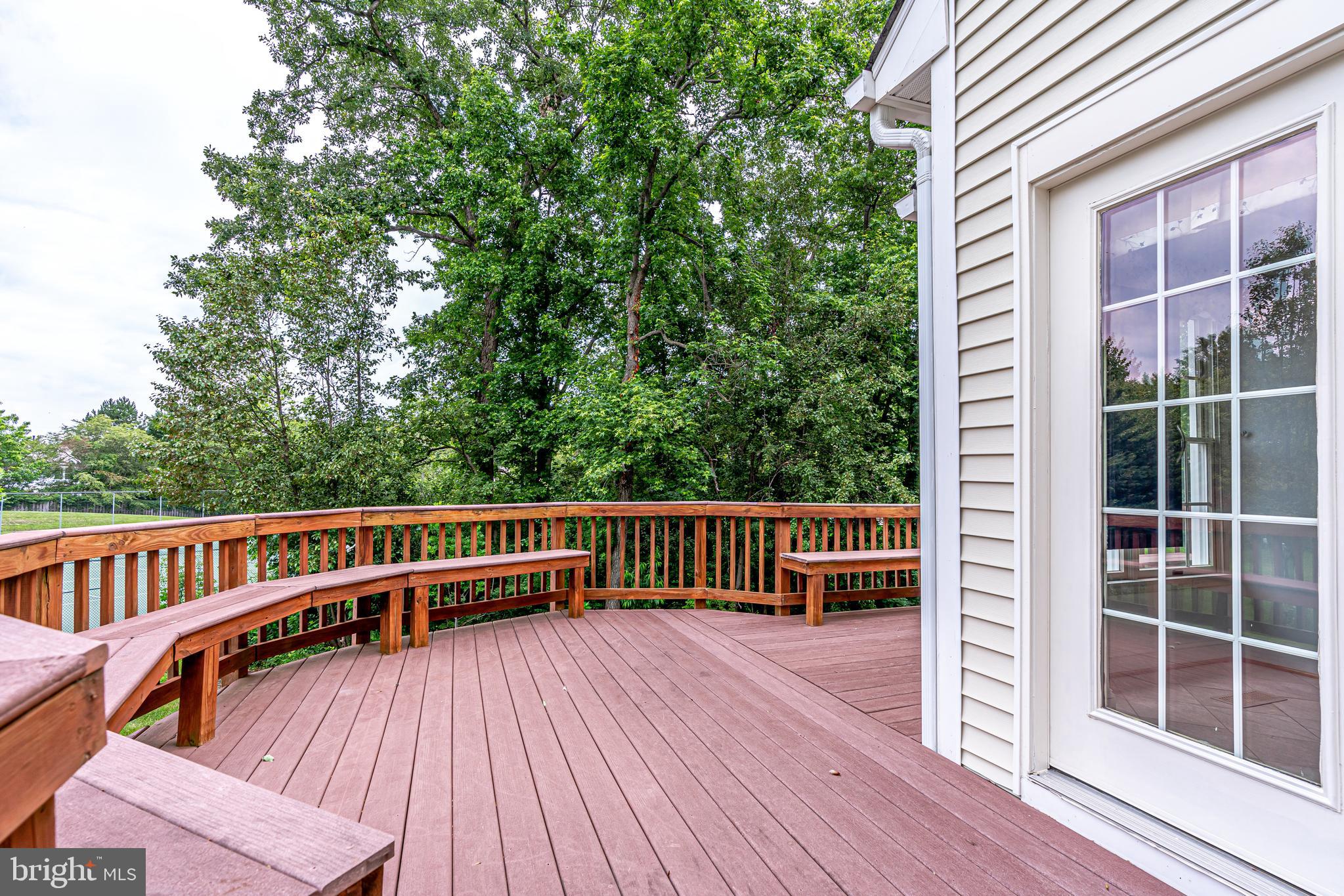 HAMPTON FOREST - Residential