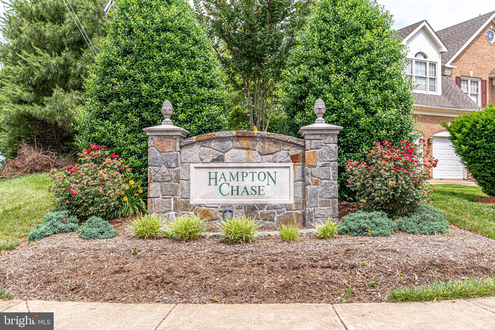 HAMPTON FOREST - Residential