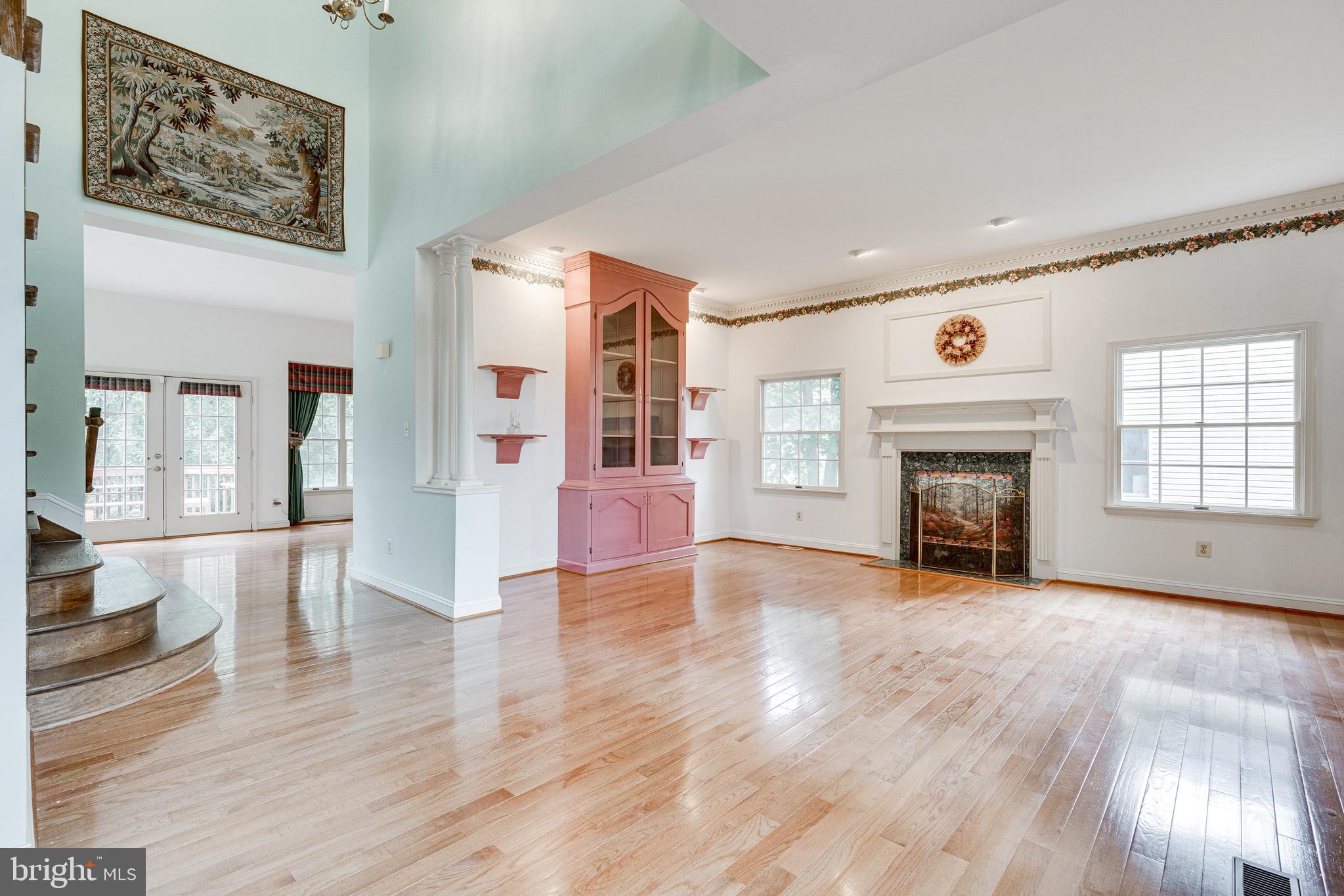 HAMPTON FOREST - Residential