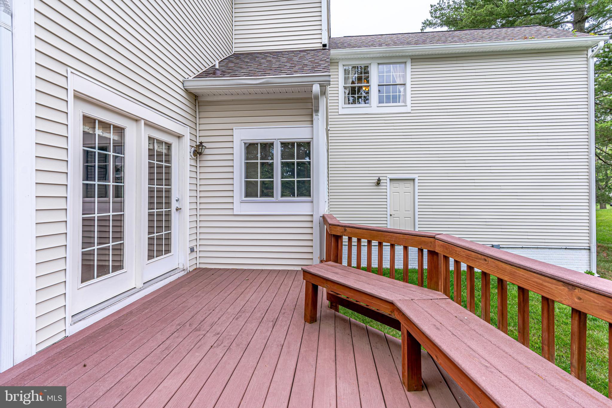 HAMPTON FOREST - Residential