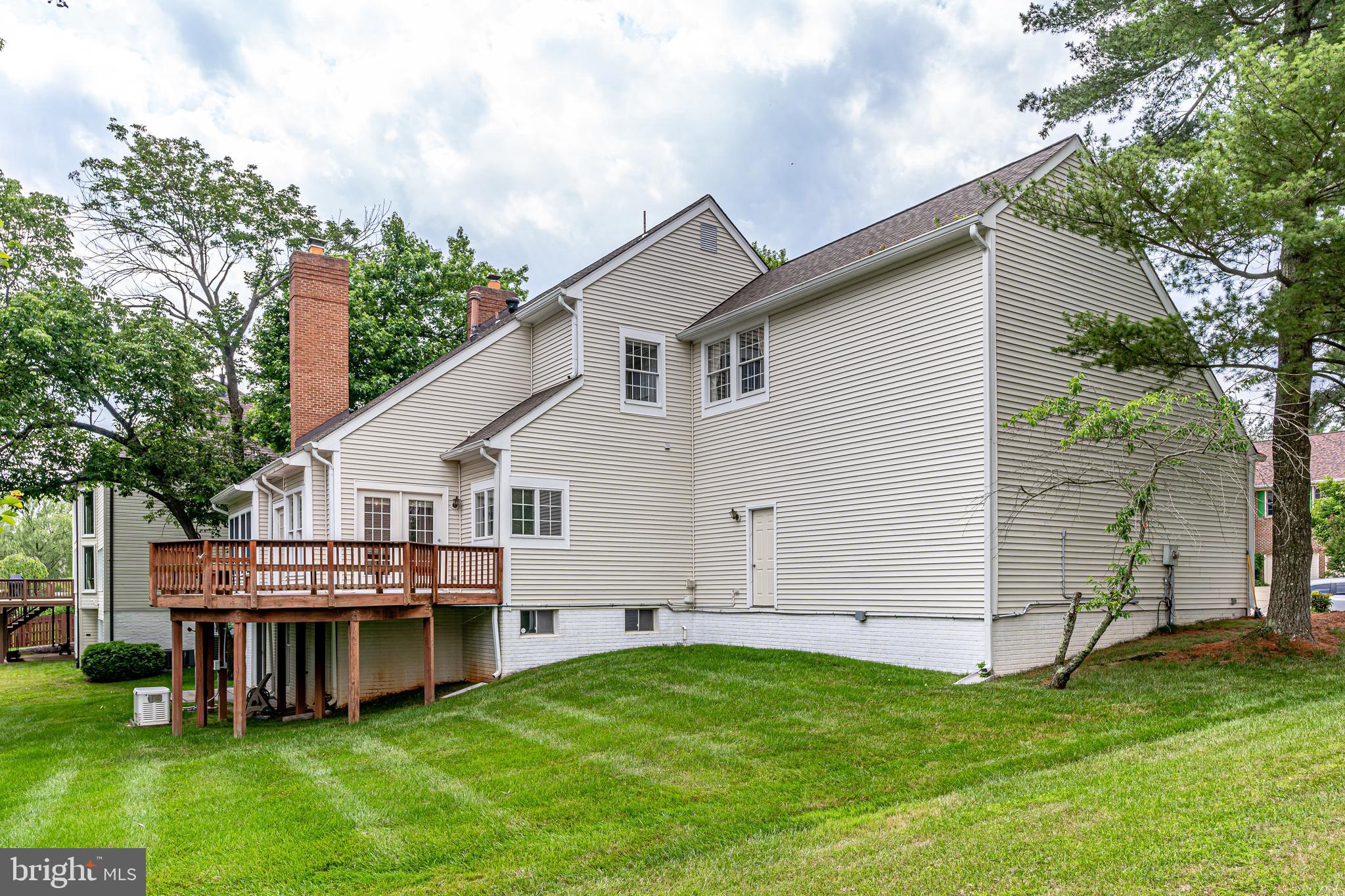 HAMPTON FOREST - Residential