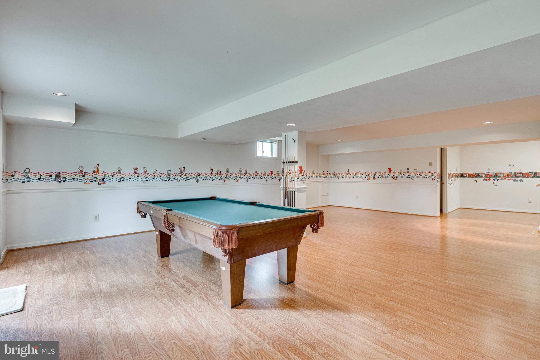 HAMPTON FOREST - Residential