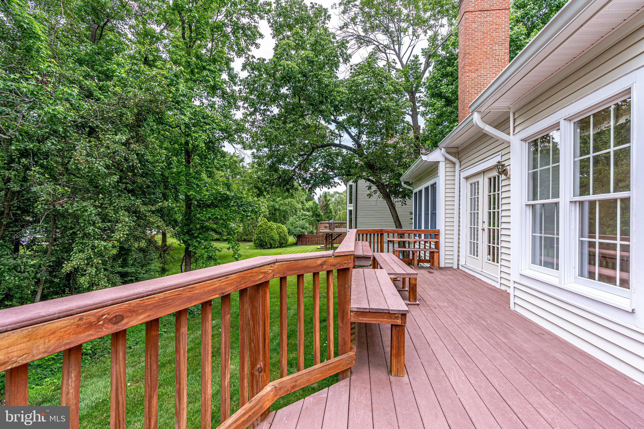 HAMPTON FOREST - Residential