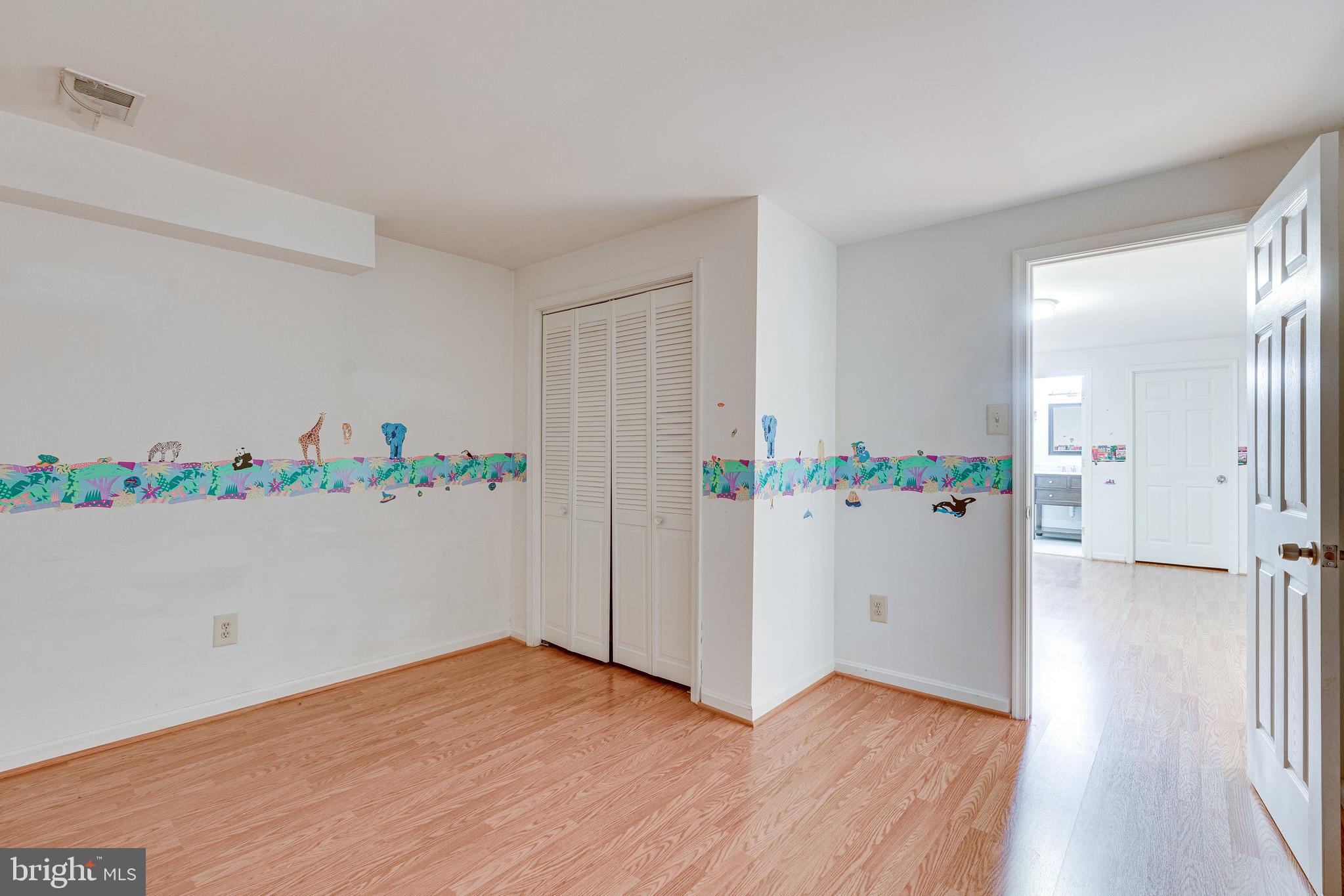 HAMPTON FOREST - Residential