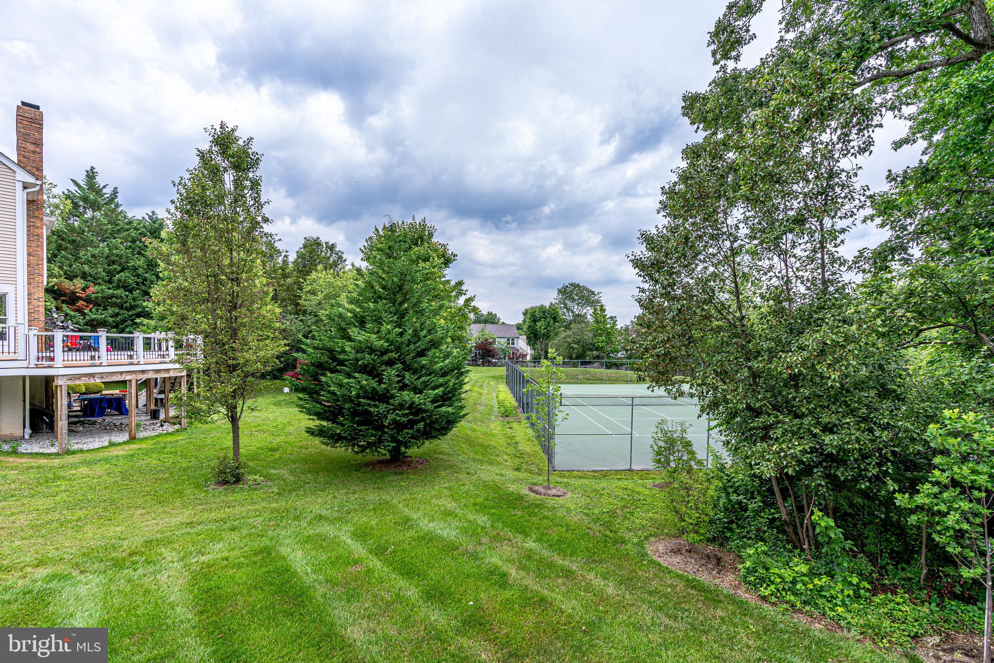 HAMPTON FOREST - Residential