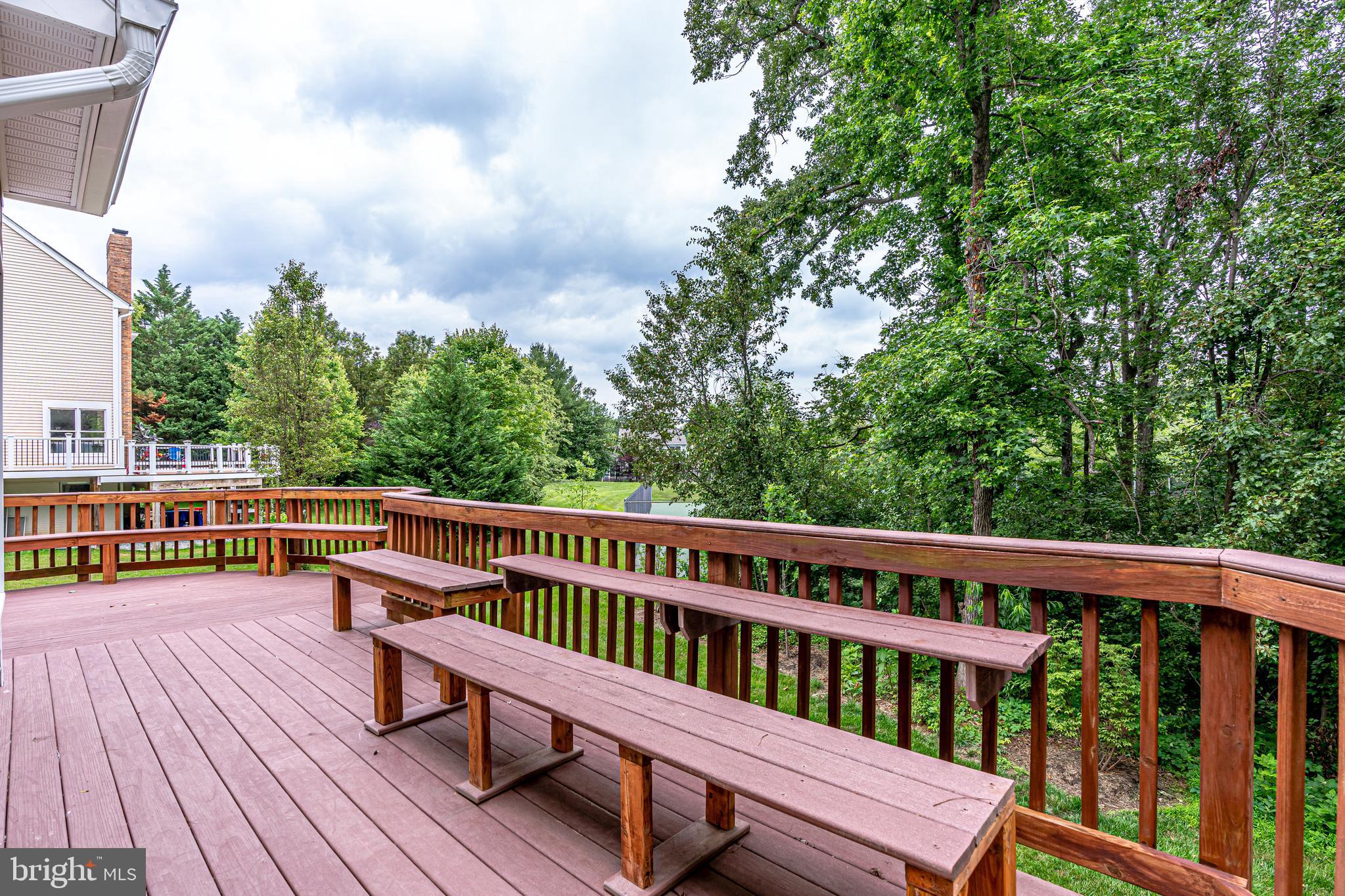 HAMPTON FOREST - Residential