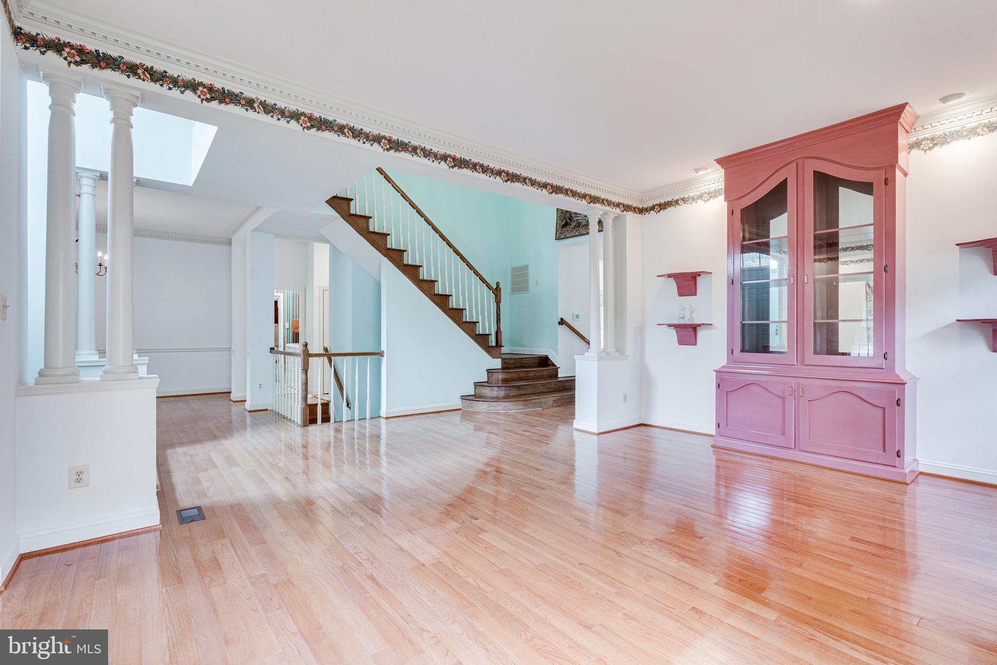 HAMPTON FOREST - Residential