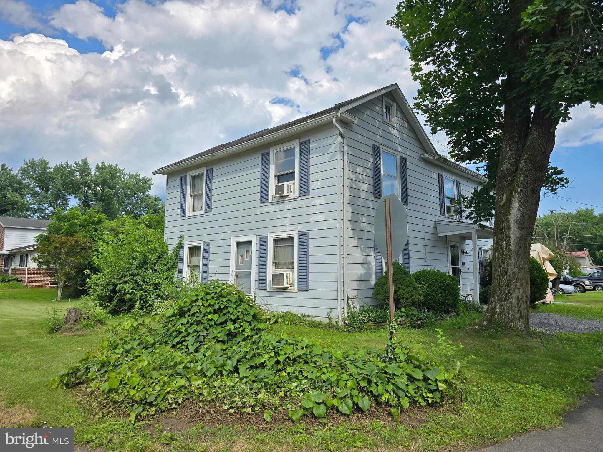Charming 2-Story Home on Large Corner Lot – Investment Opportunity!
Welcome to 16 Mill Street in Duncannon! This 3-bedroom, 1-bath home offers a fantastic opportunity for investors or DIY enthusiasts. The property features classic charm with a spacious layout, situated on a sizable corner lot that’s ready for your personal touch.
Conveniently located near Routes 11, 15, 22, and 322, as well as the Susquehanna River, you’ll enjoy easy access to outdoor recreation, shopping, and commuting routes. Just 30 minutes from Harrisburg, this home provides the perfect blend of small-town charm and accessibility.
The property needs some TLC but presents great potential for renovation and customization. Don’t miss out on this investment special — schedule your showing today!