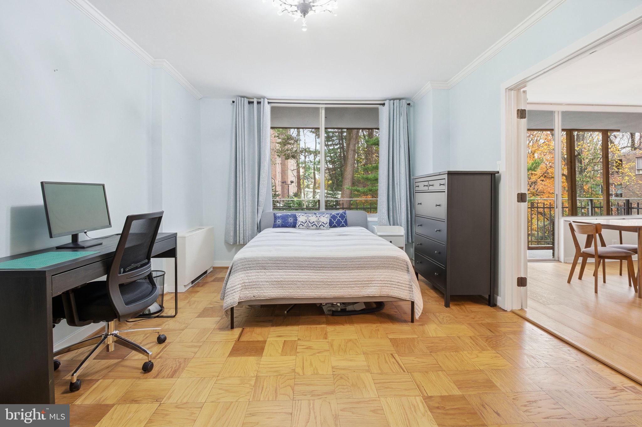 4100 CATHEDRAL AVENUE NW 818