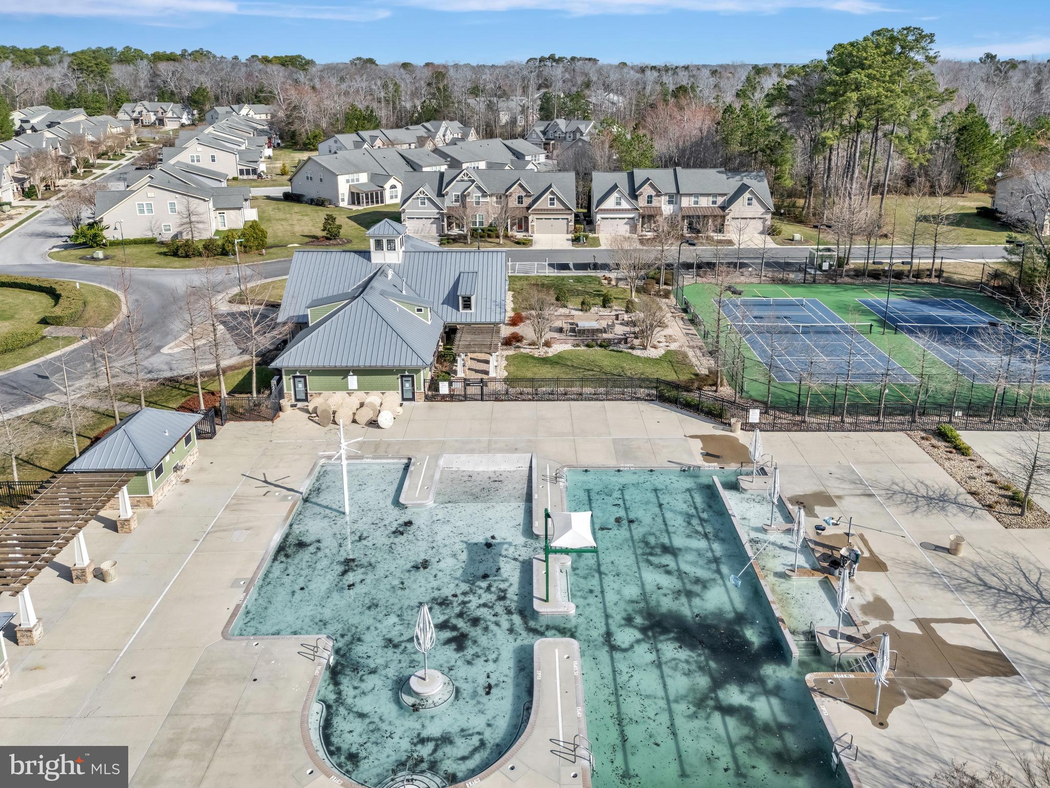 FOREST LANDING - Residential