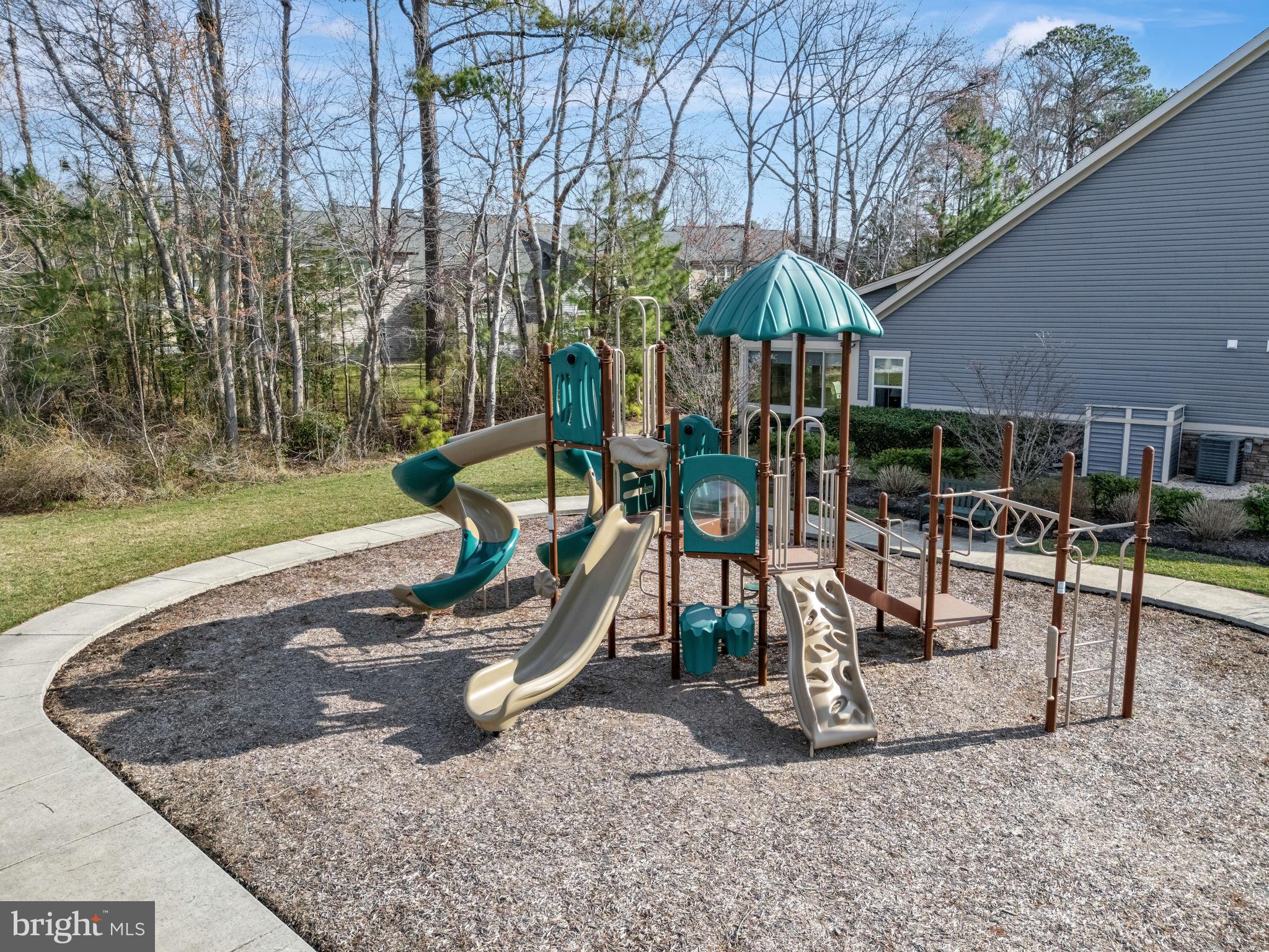 FOREST LANDING - Residential