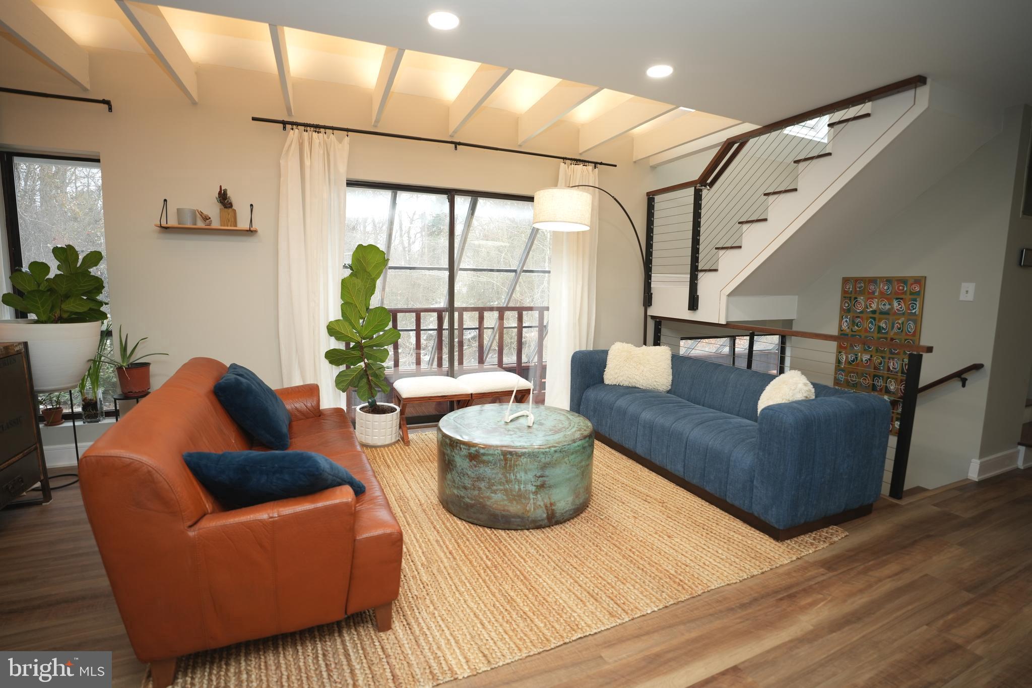 SOCIETY HILL - Residential