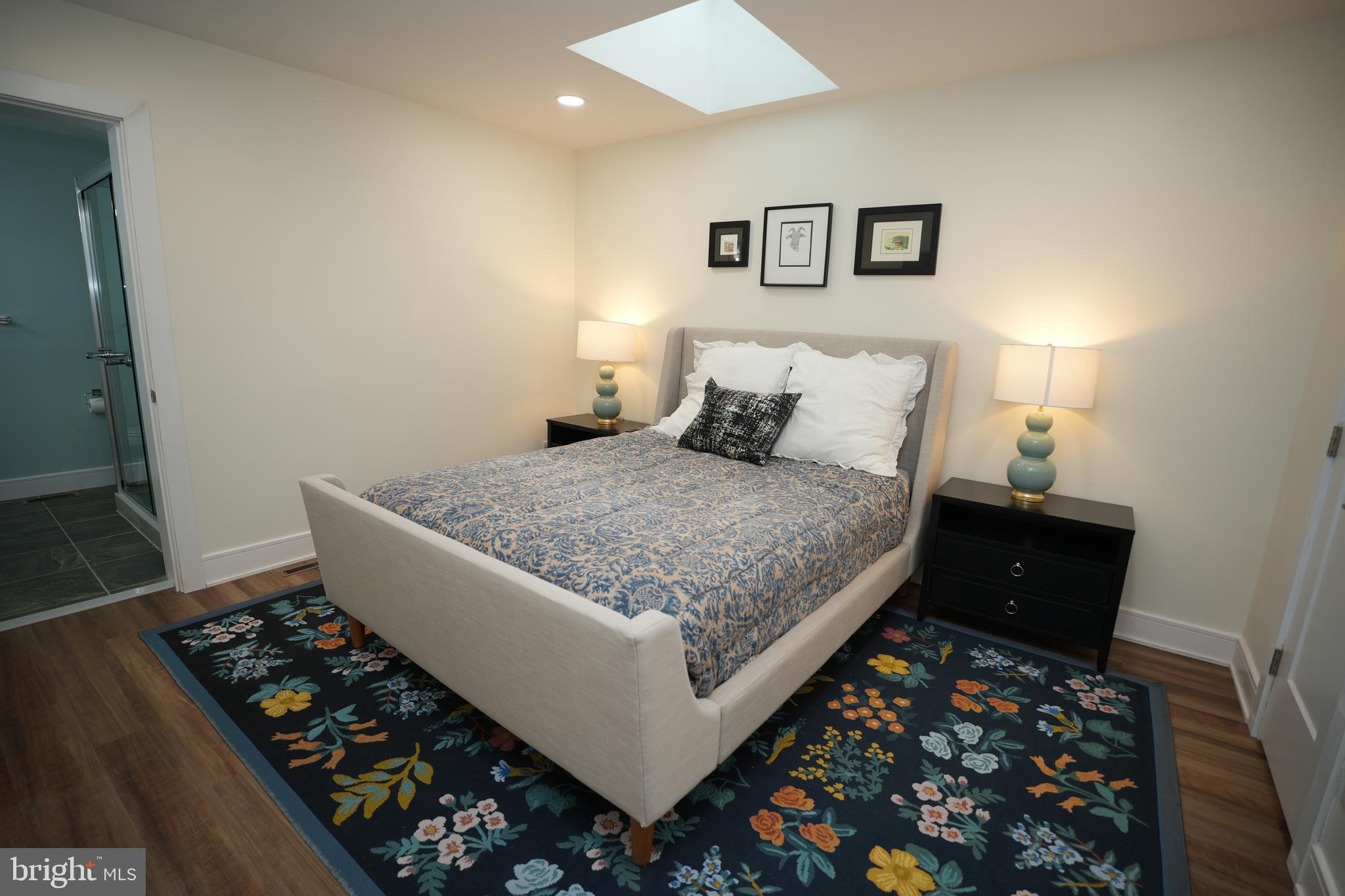 SOCIETY HILL - Residential