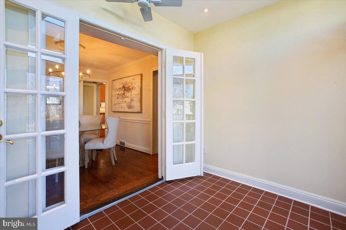 BRADDOCK HEIGHTS - Residential