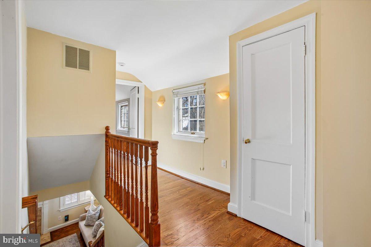 BRADDOCK HEIGHTS - Residential