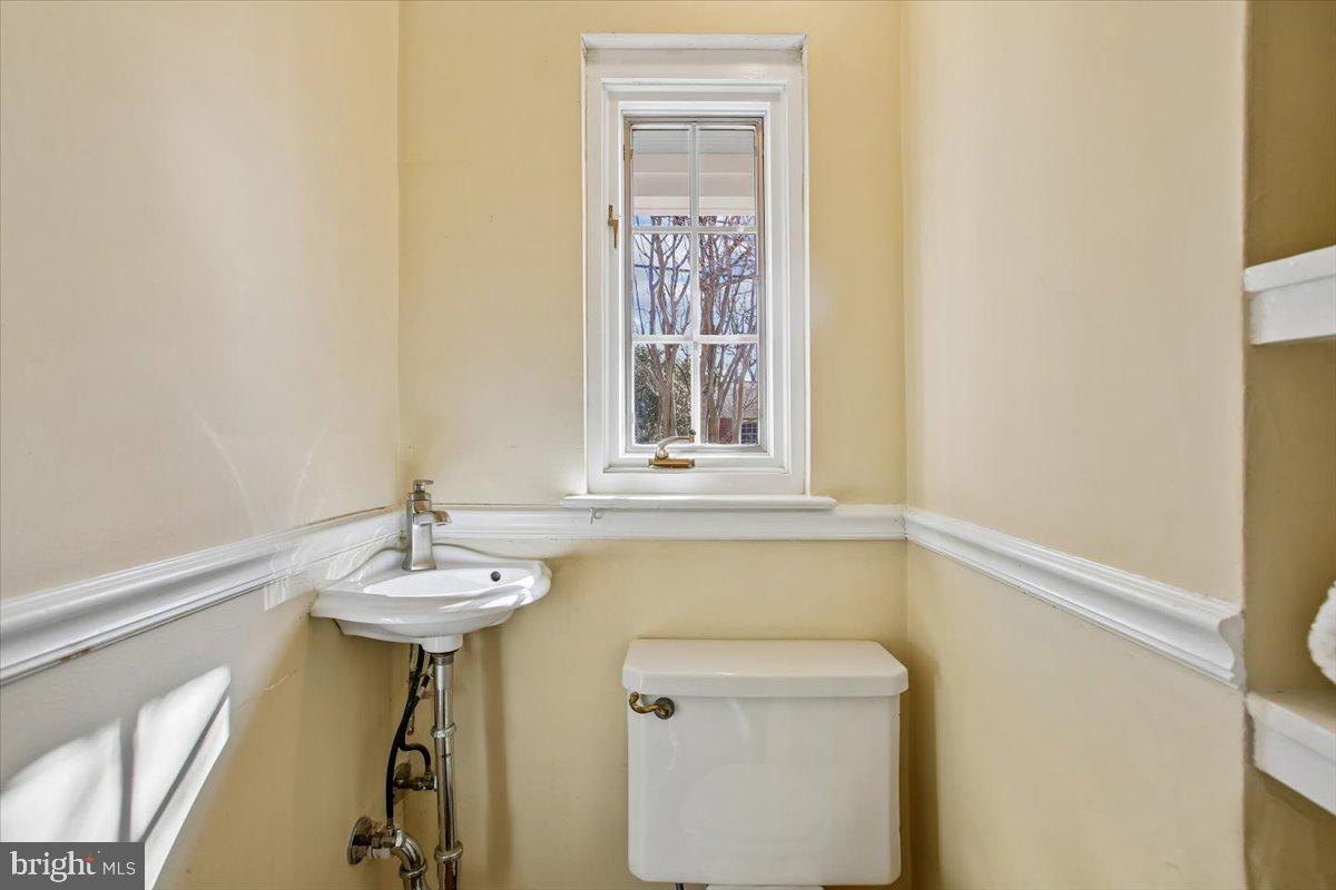 BRADDOCK HEIGHTS - Residential